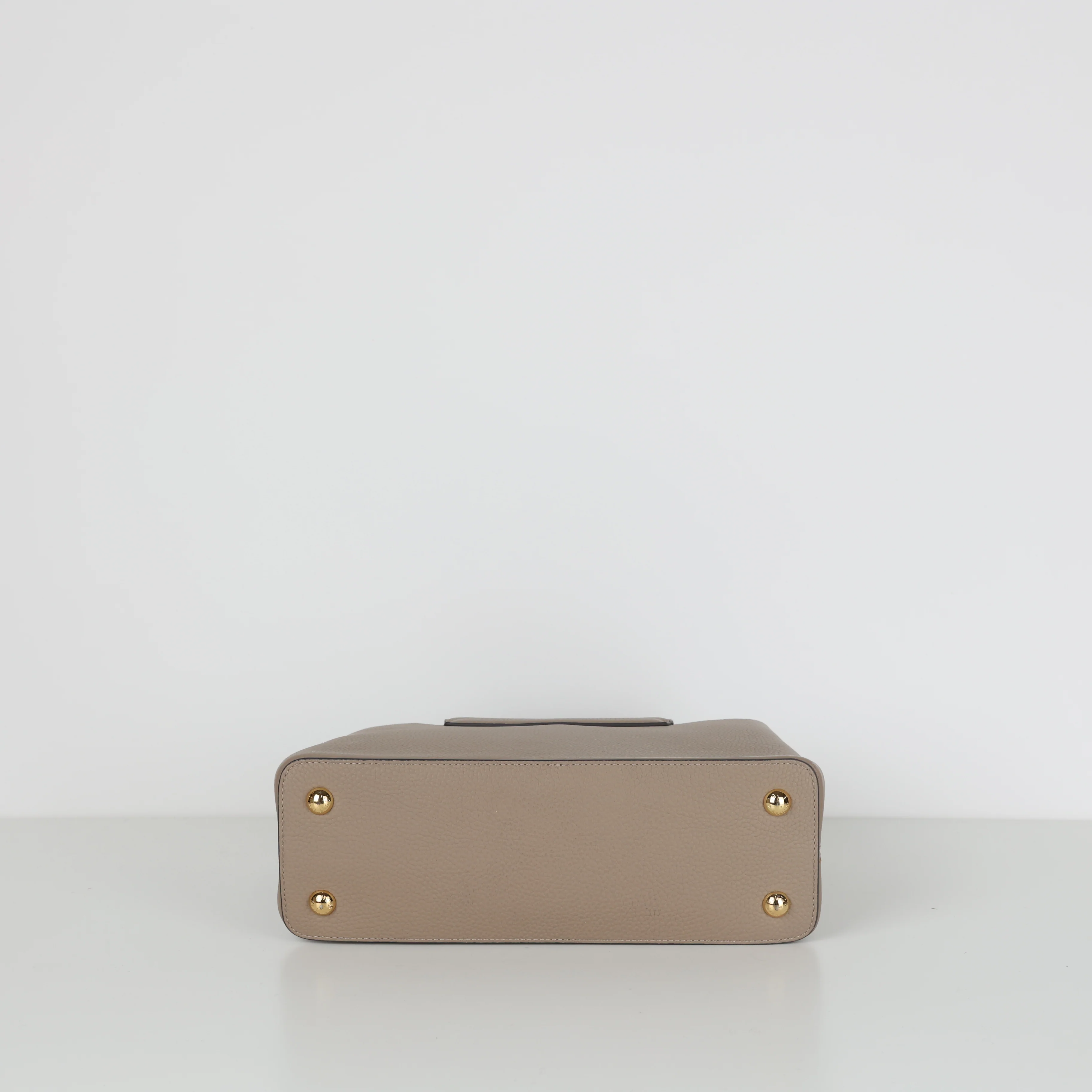 Louis Vuitton, Capucines Bag - Image 3