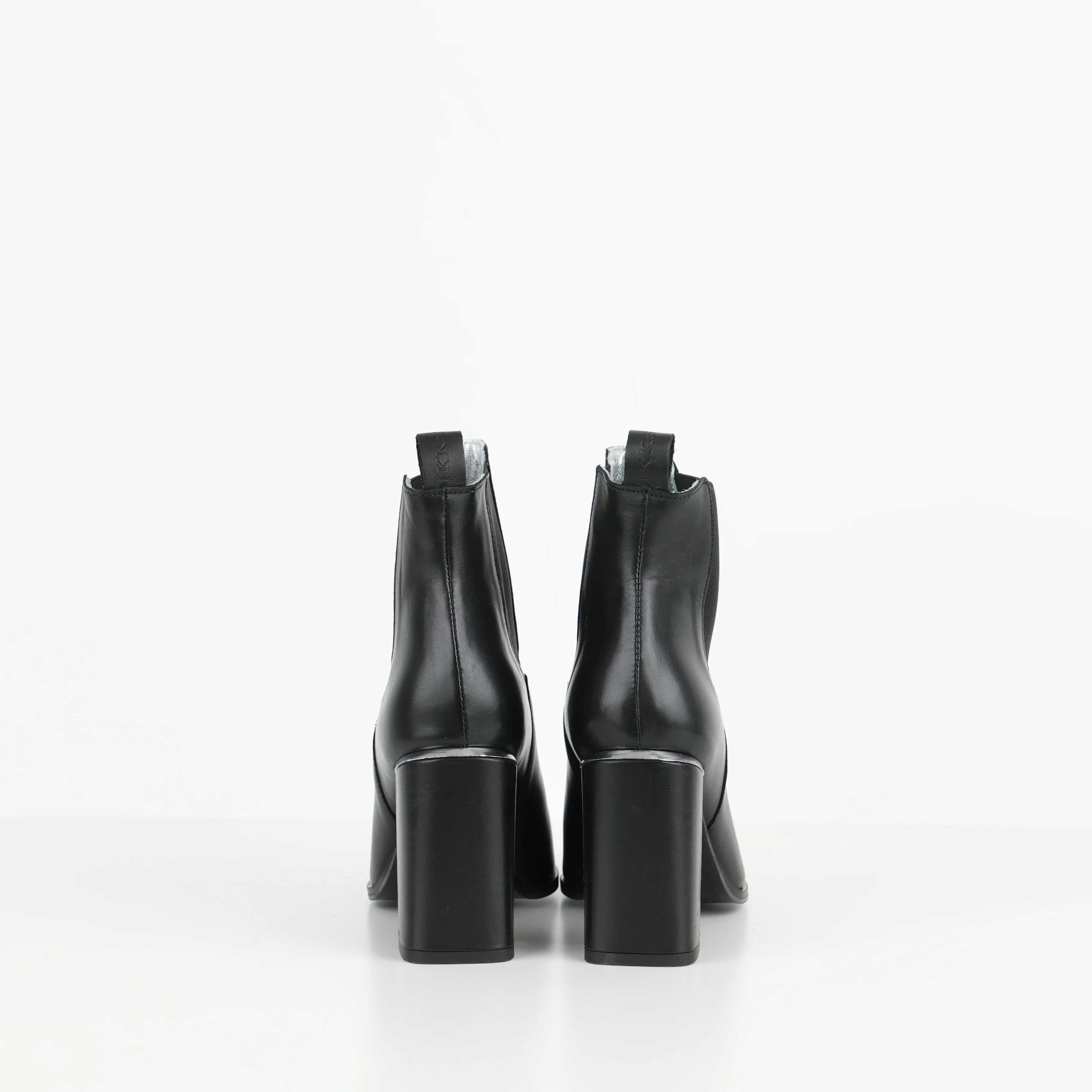 Boots , Shoe Size 39 - Image 4