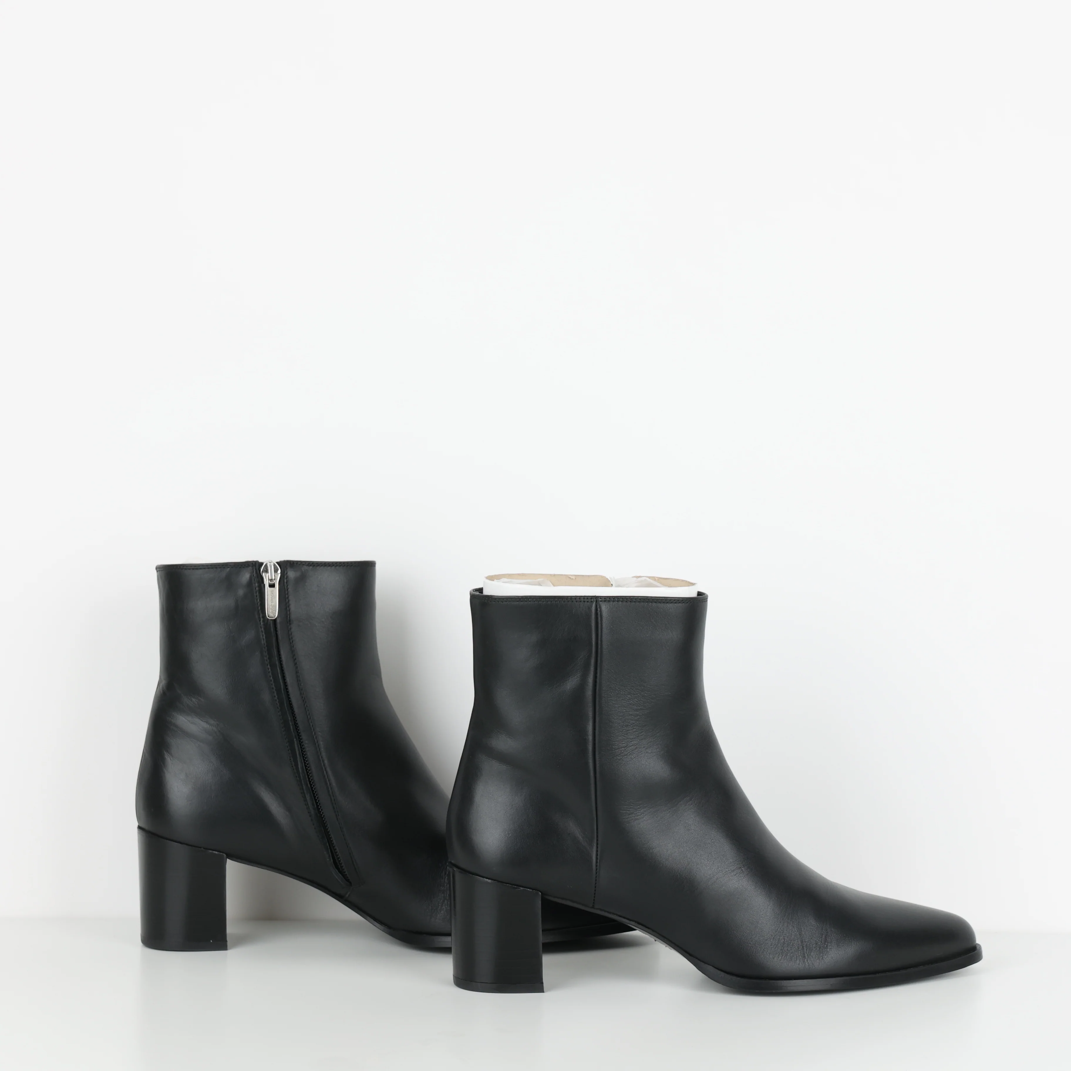 Boots , Shoe Size 43 - Image 2