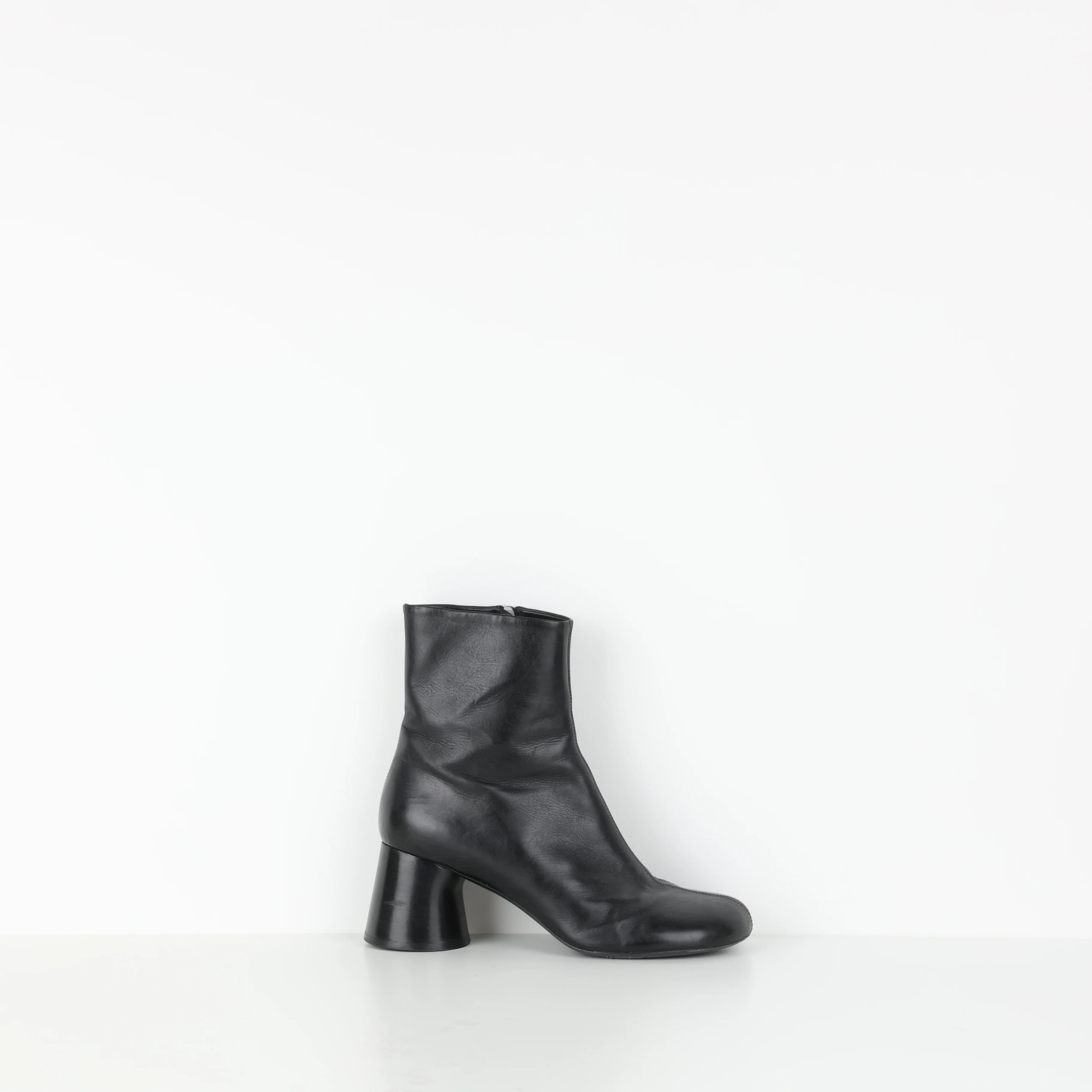 Boots , Shoe Size 39