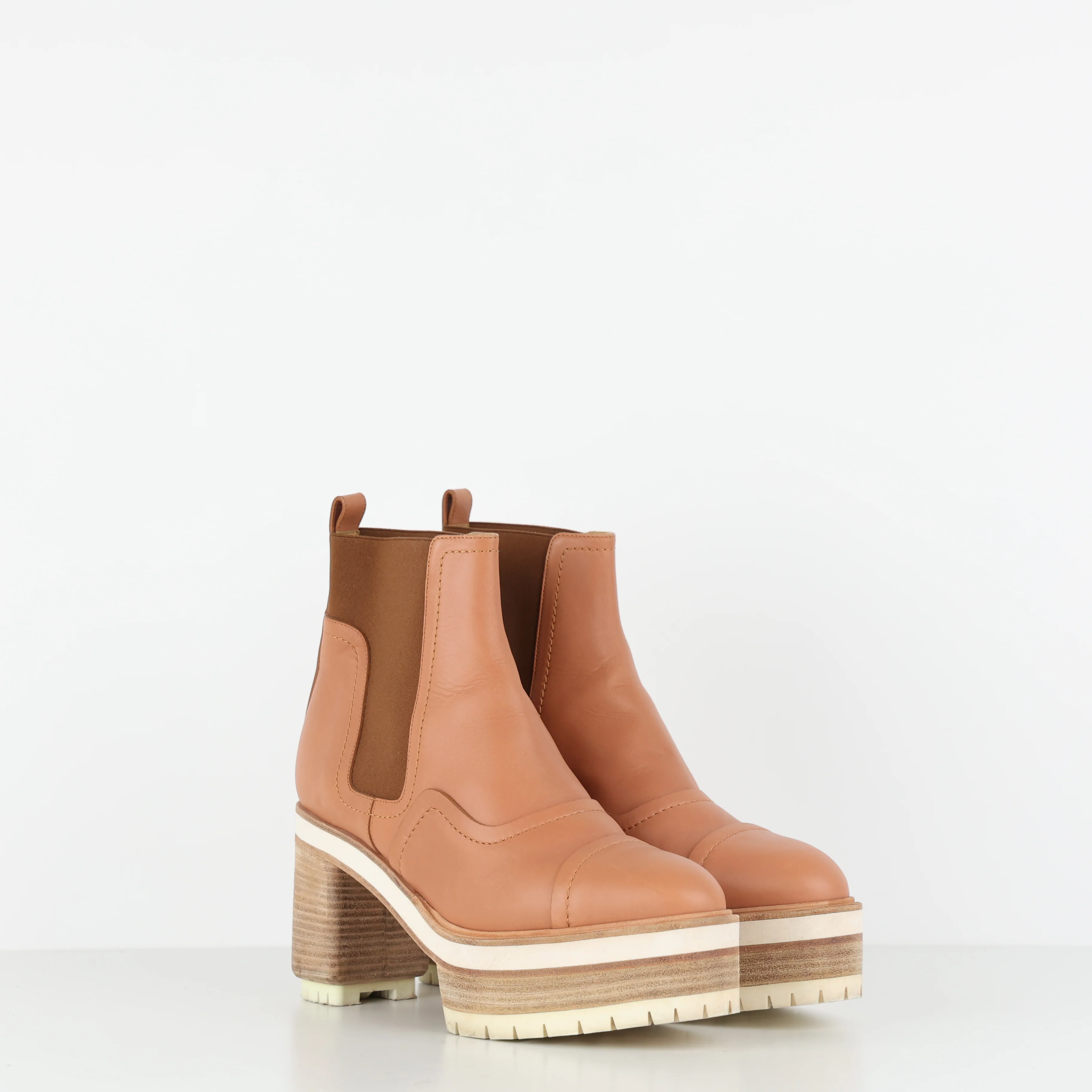 Boots , Shoe Size 39 - Image 2
