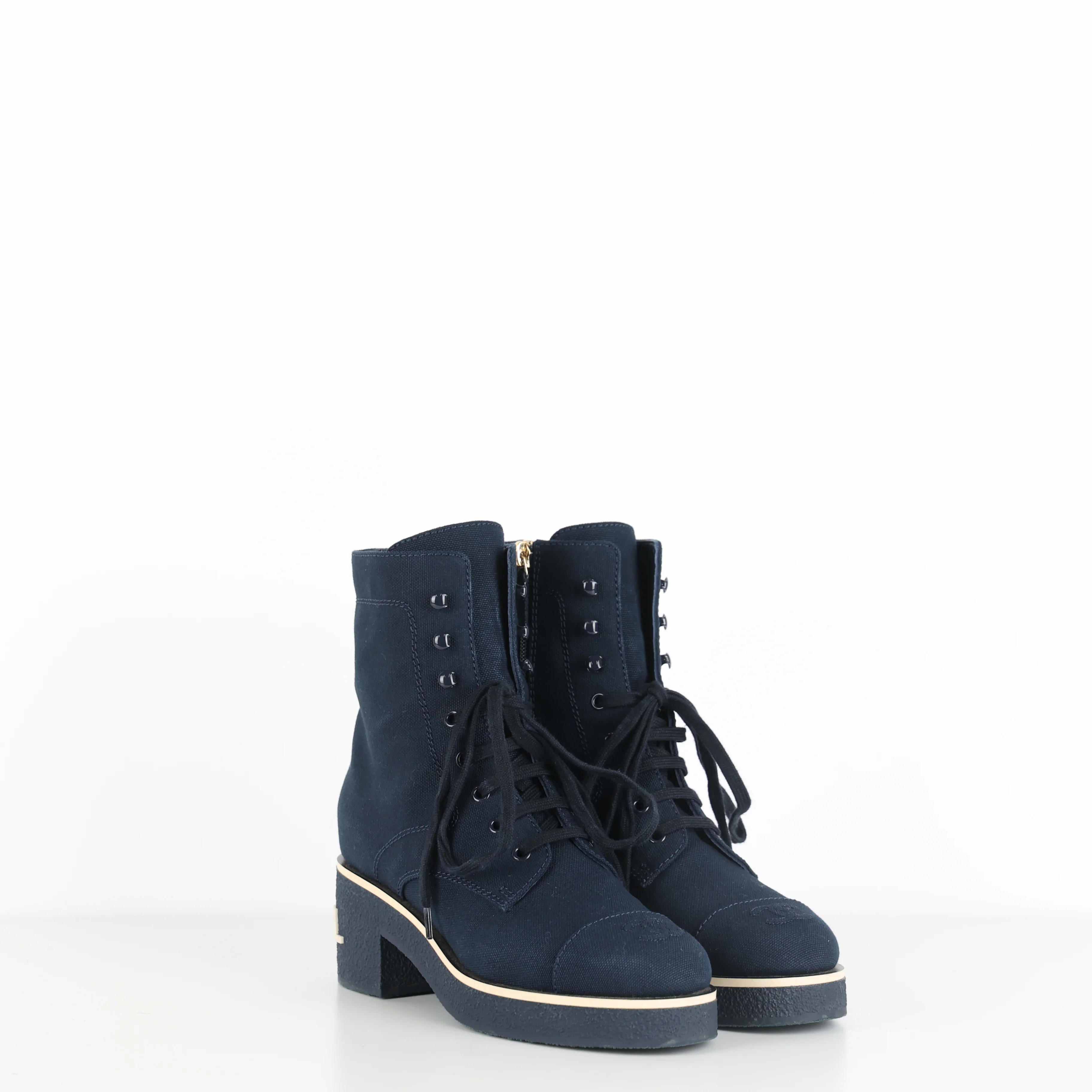 Boots , Shoe Size 37 - Image 3