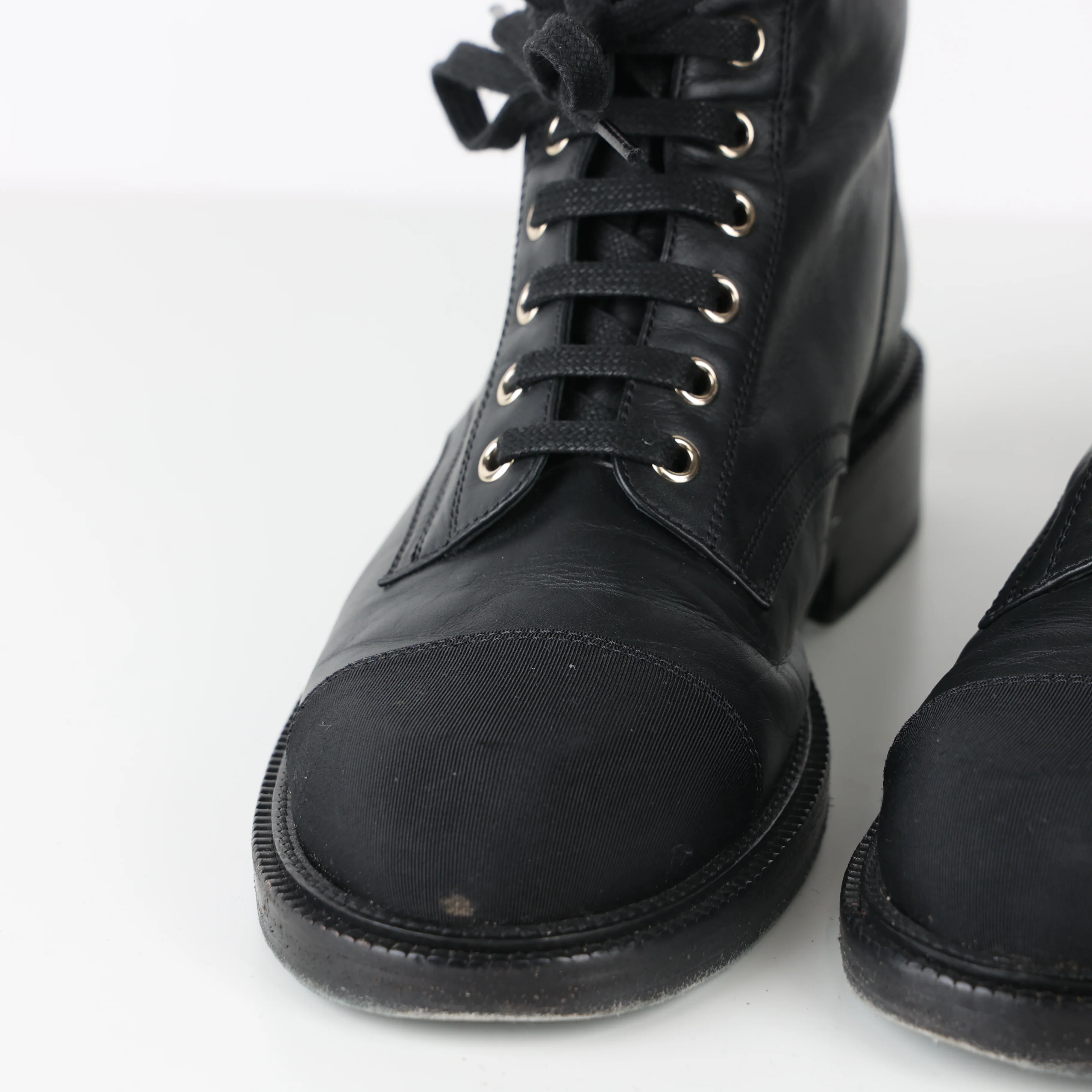 Boots , Shoe Size 39 - Image 6