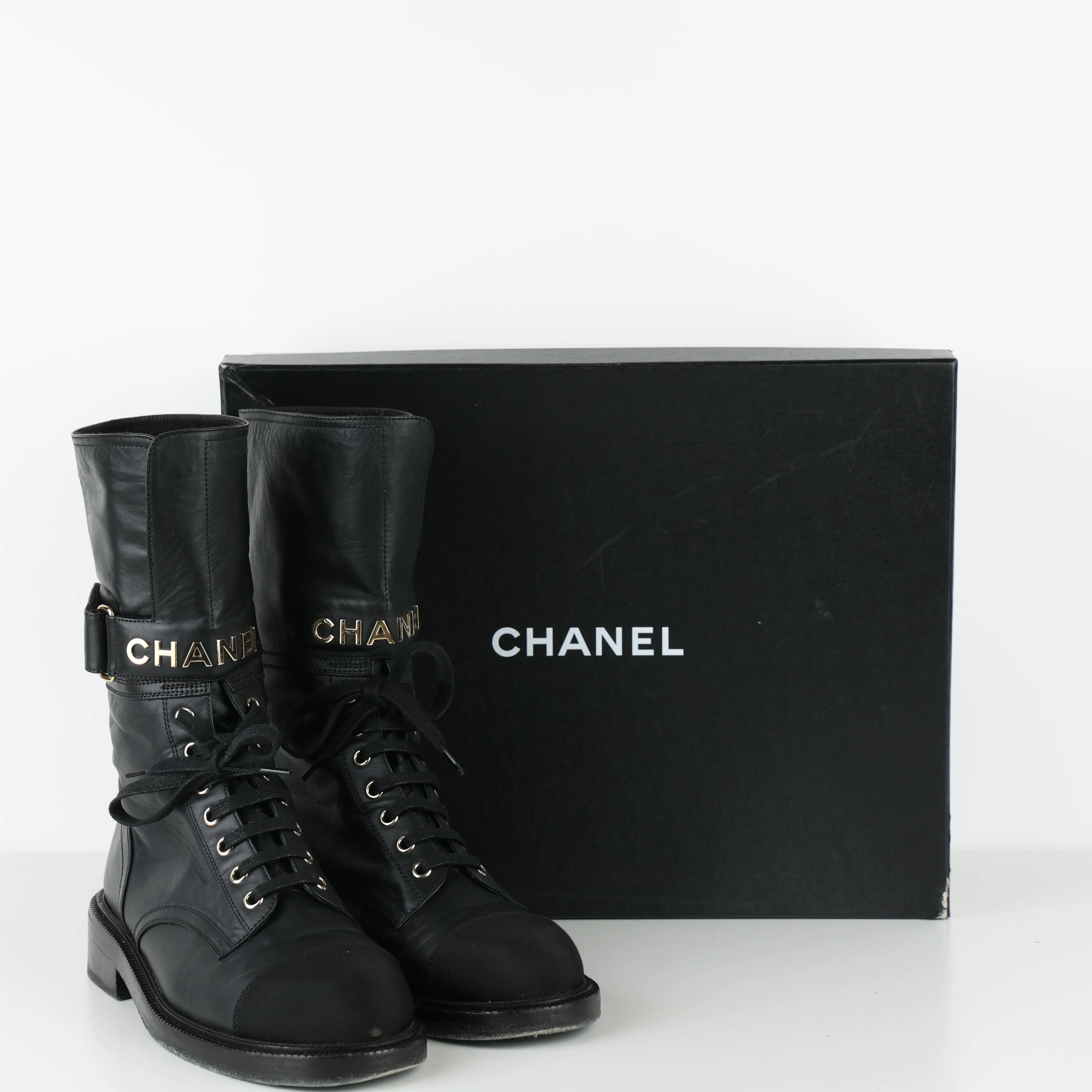 Boots , Shoe Size 39 - Image 8