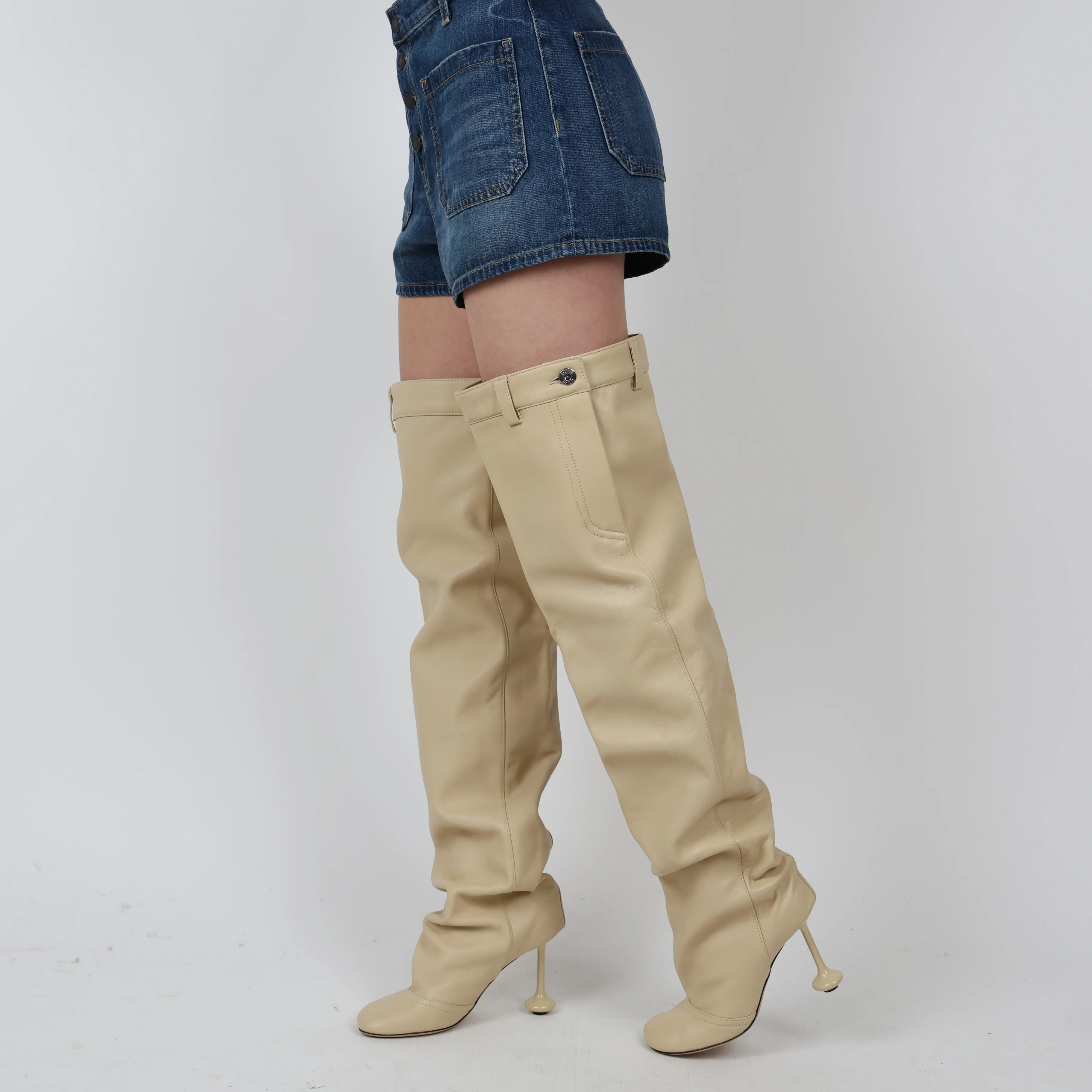 Boots , Shoe Size 39 - Image 7