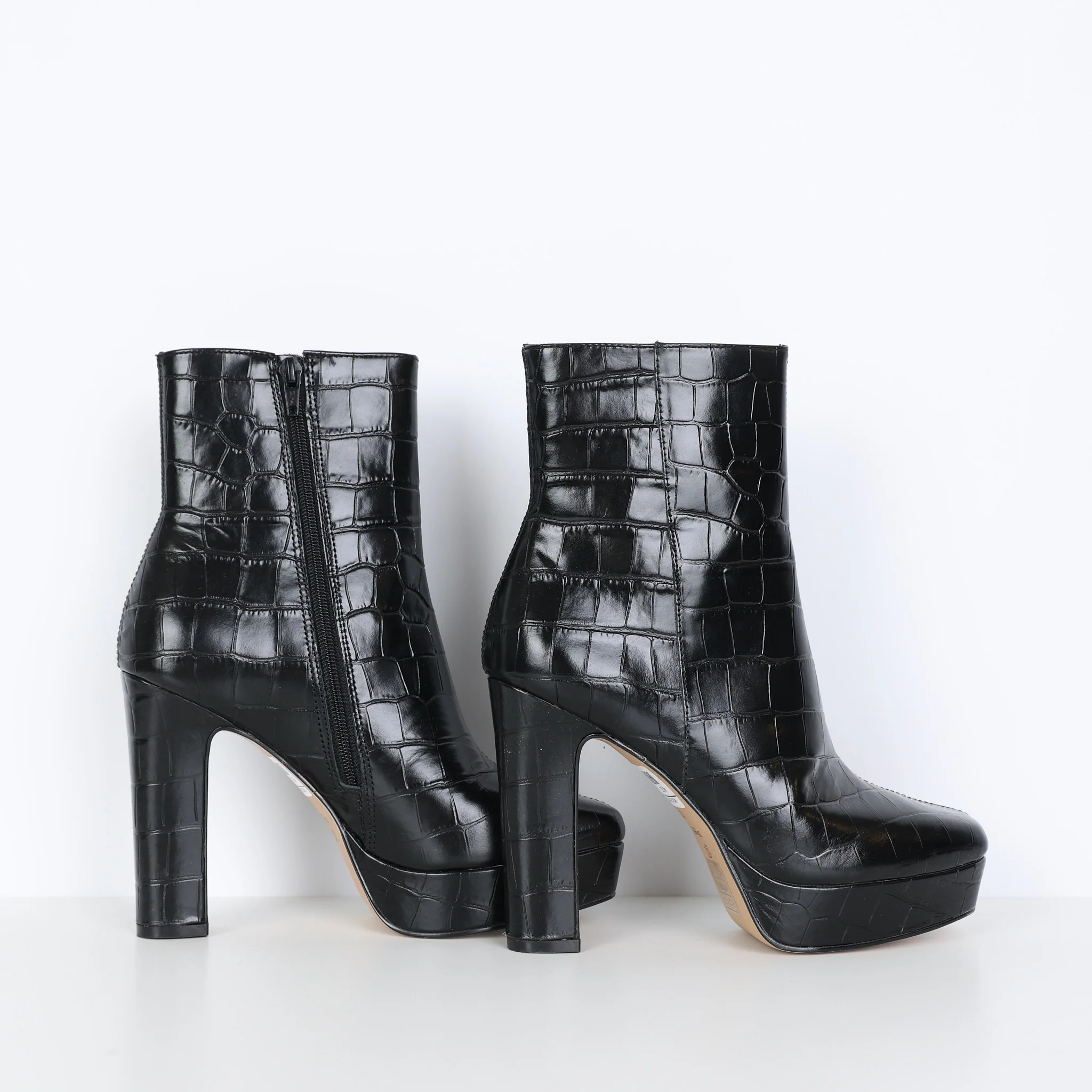 Boots, Shoe Size 37 - Image 3