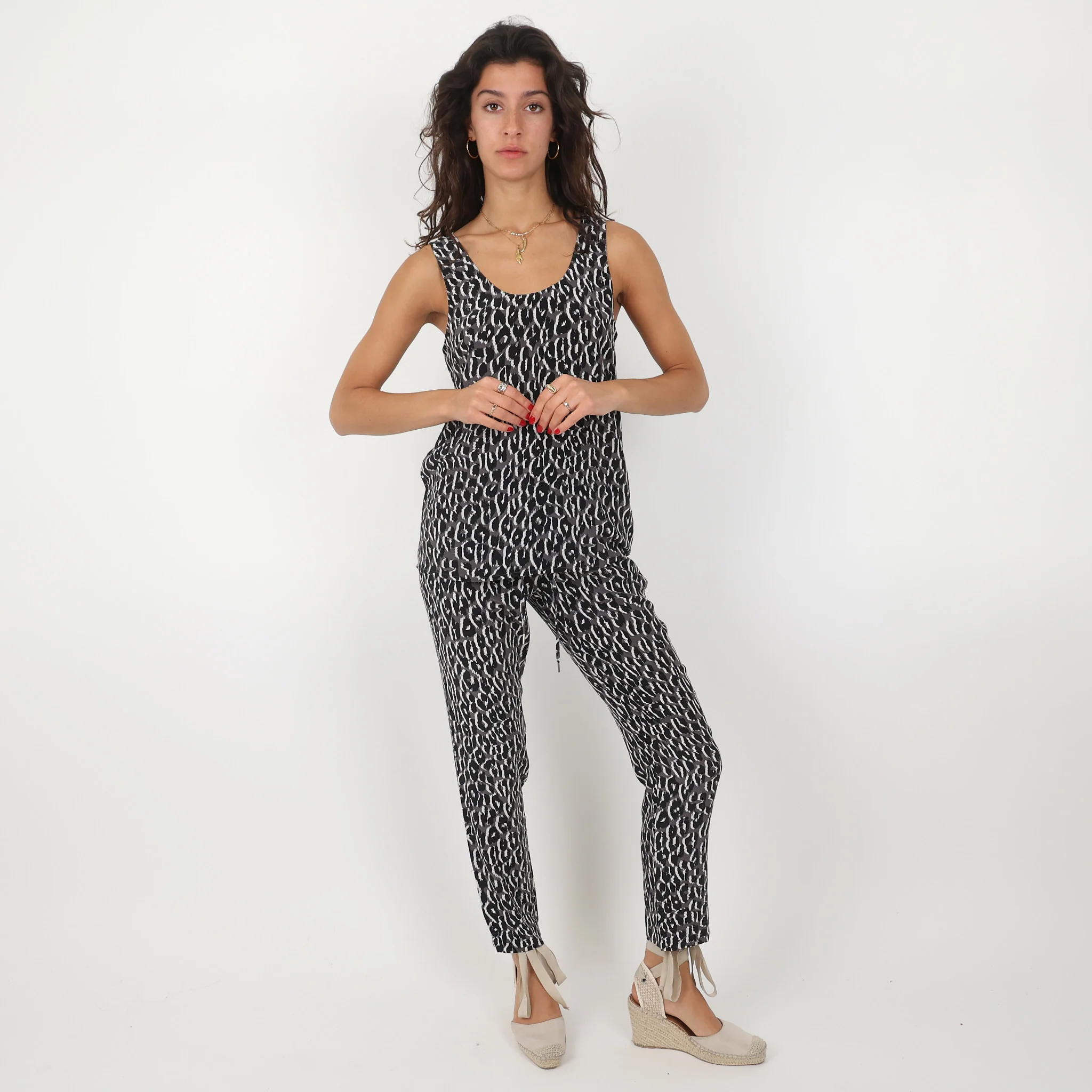 Co Ord, UK Size 8 - Image 2