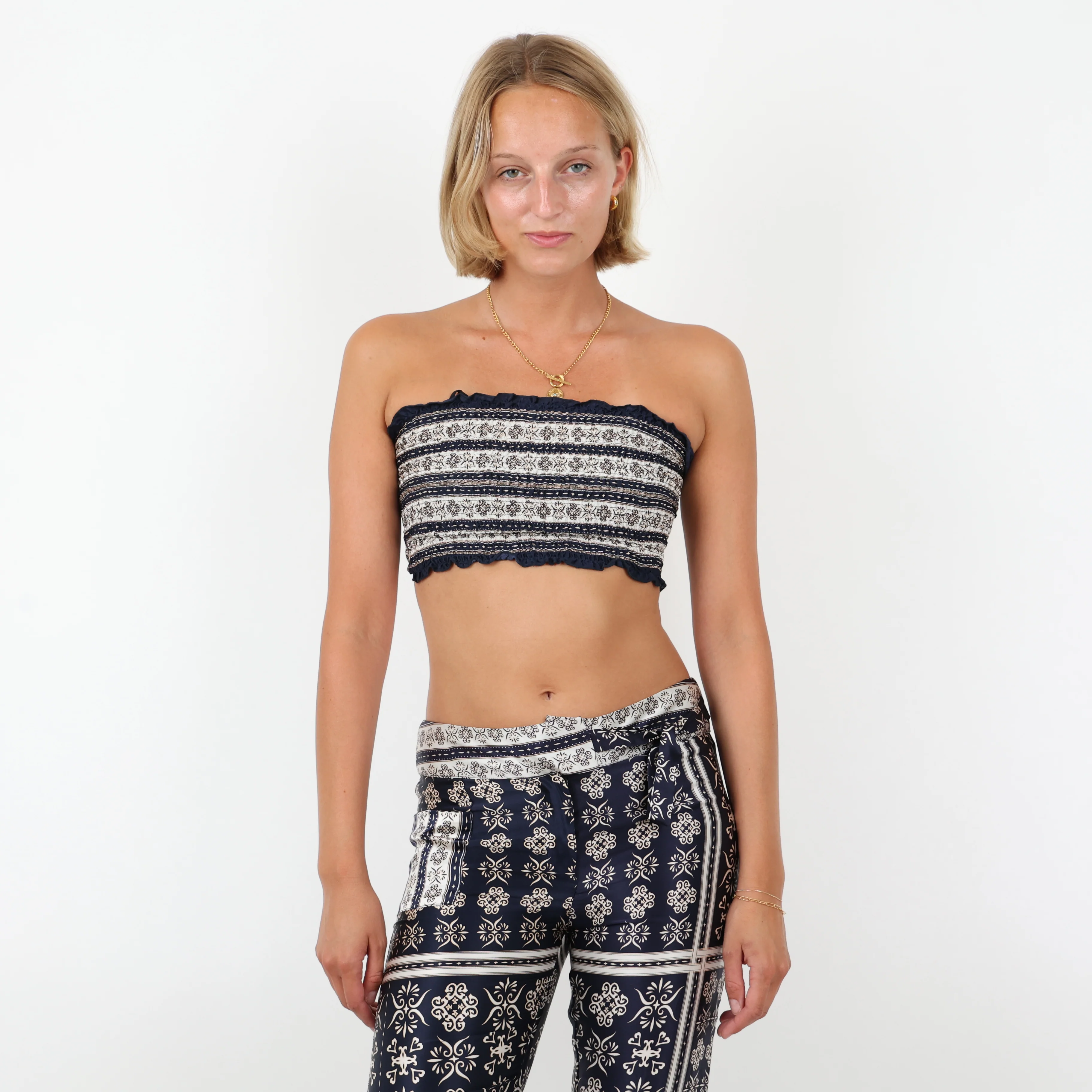 Co Ord, UK Size 6 - Image 4
