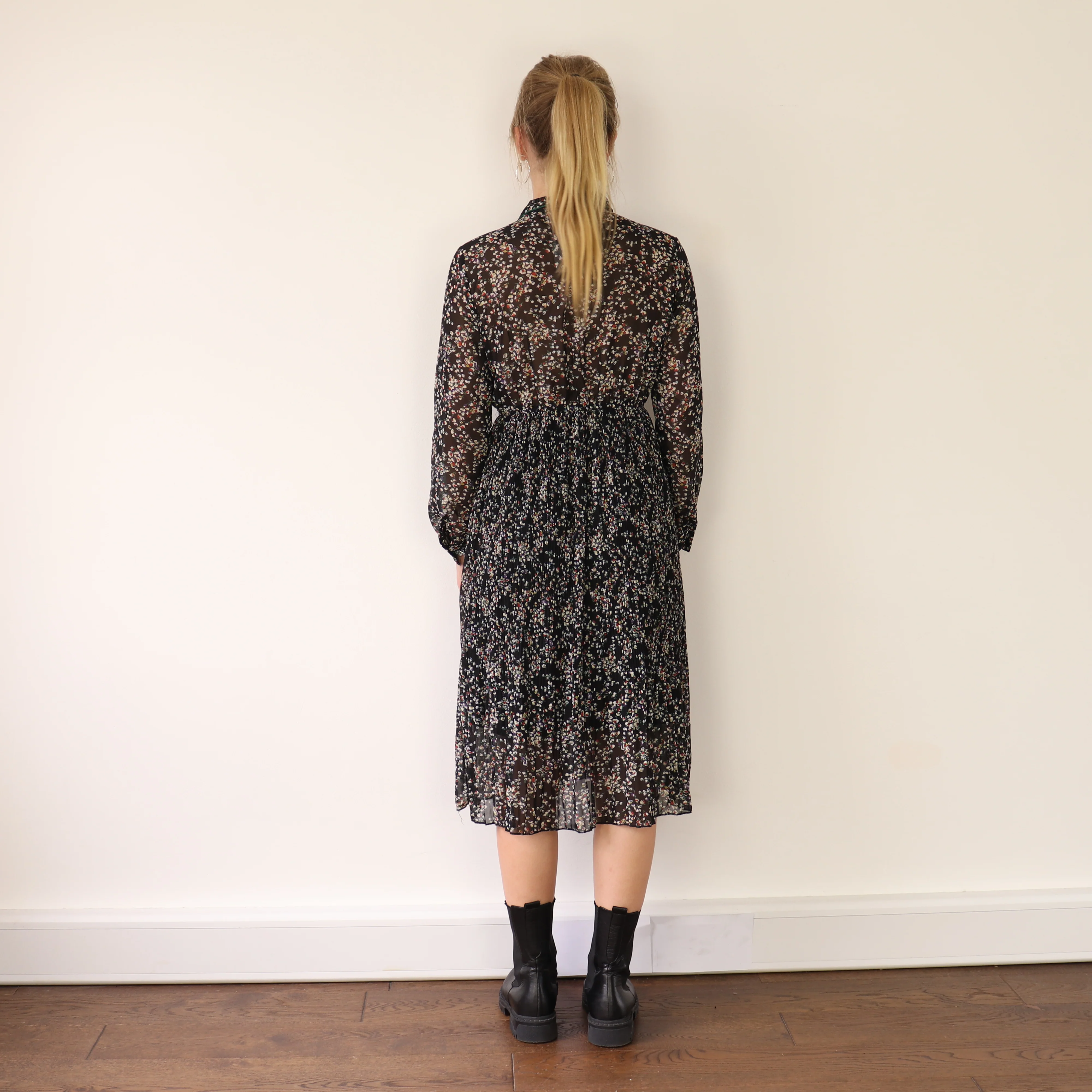 Dress, UK Size 8 - Image 4