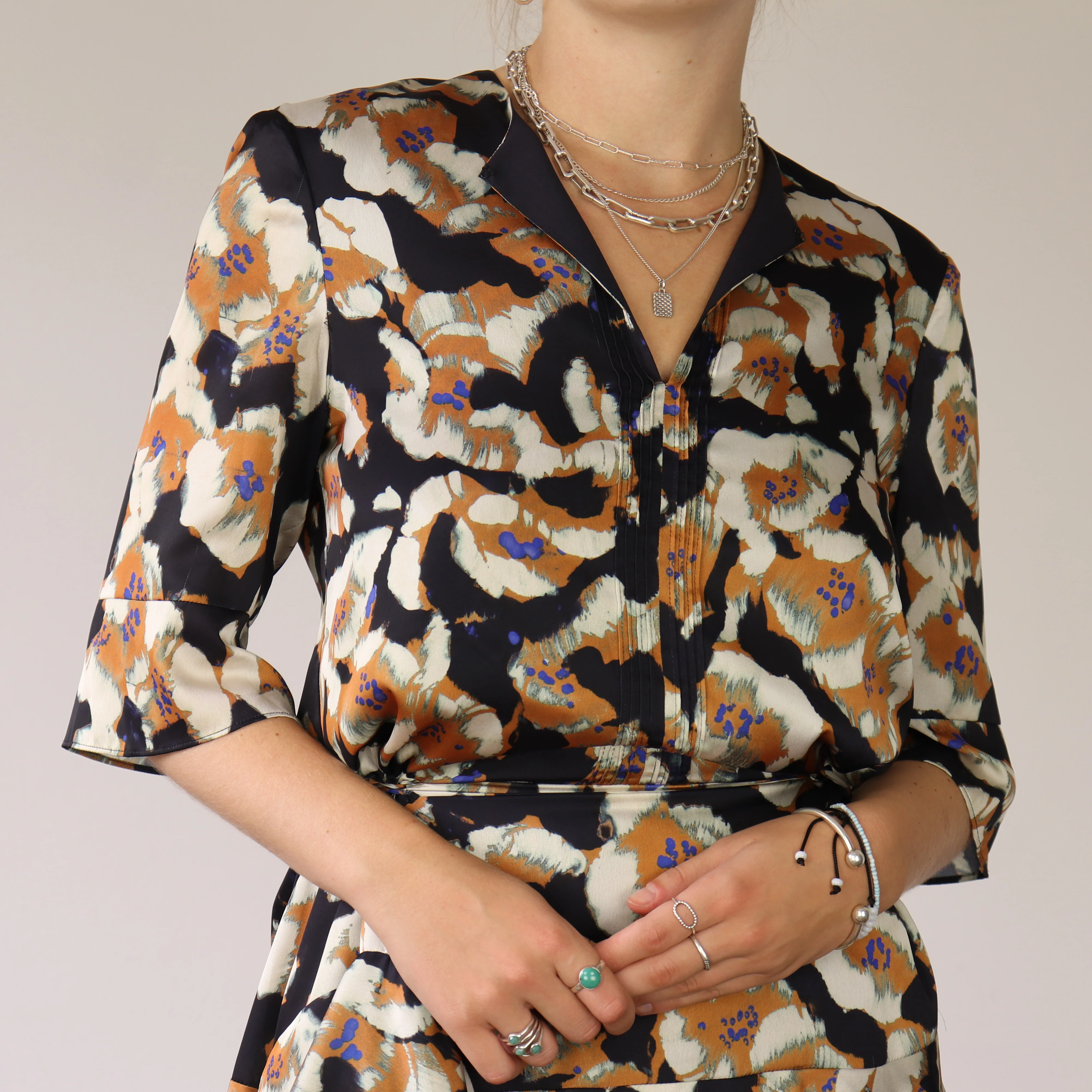 Dress, UK Size 8 - Image 5