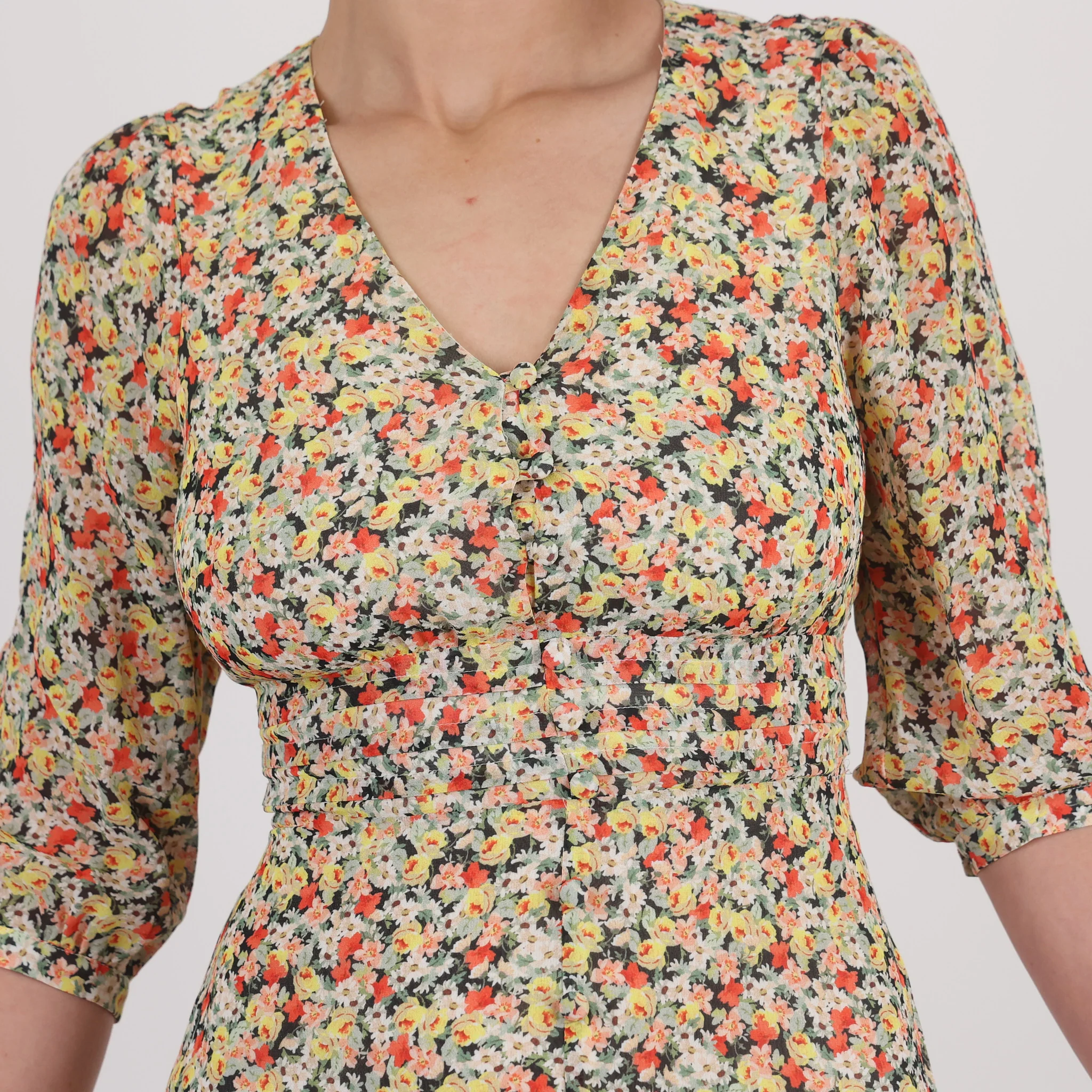 Dress, UK Size 6 - Image 4