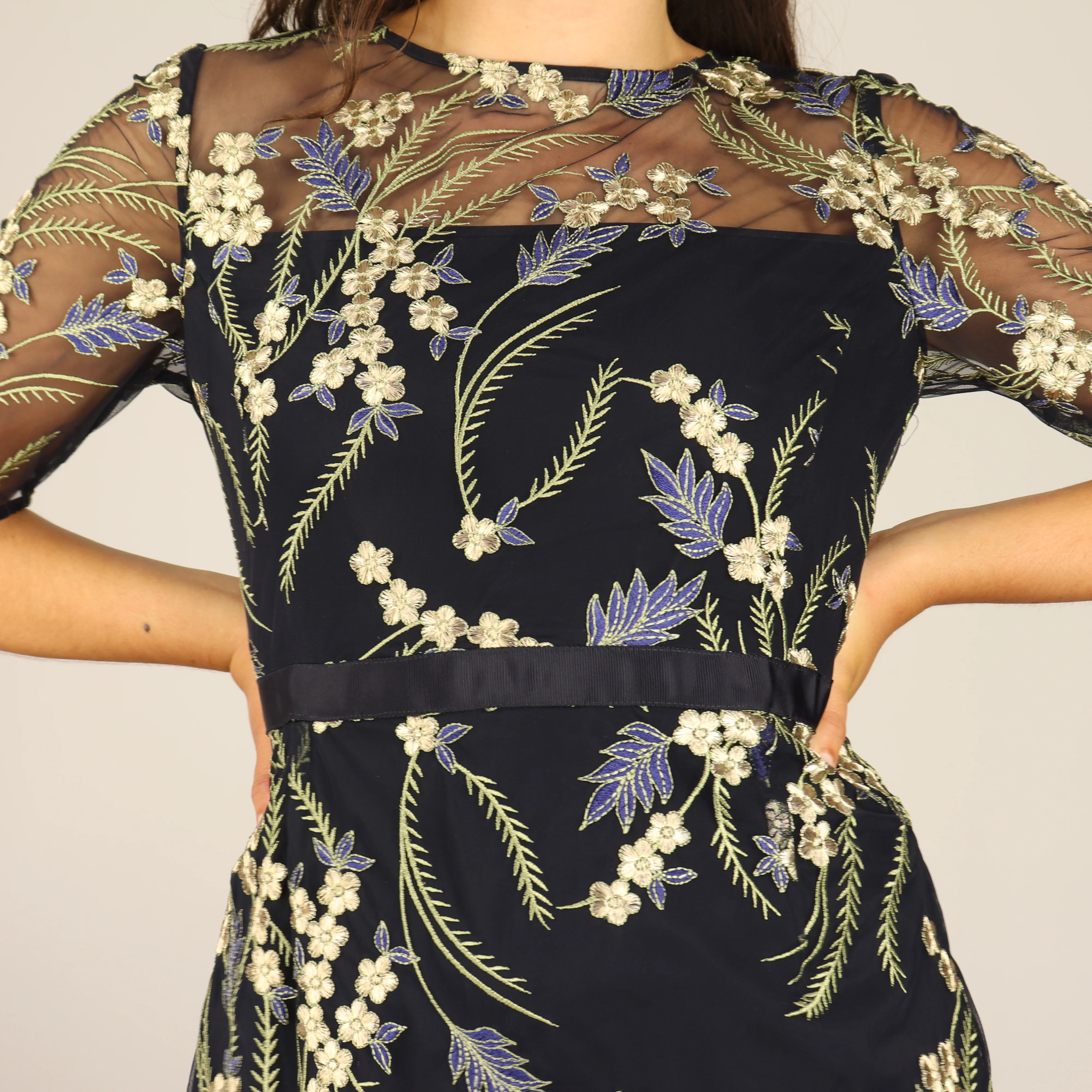Dress, UK Size 10 - Image 5
