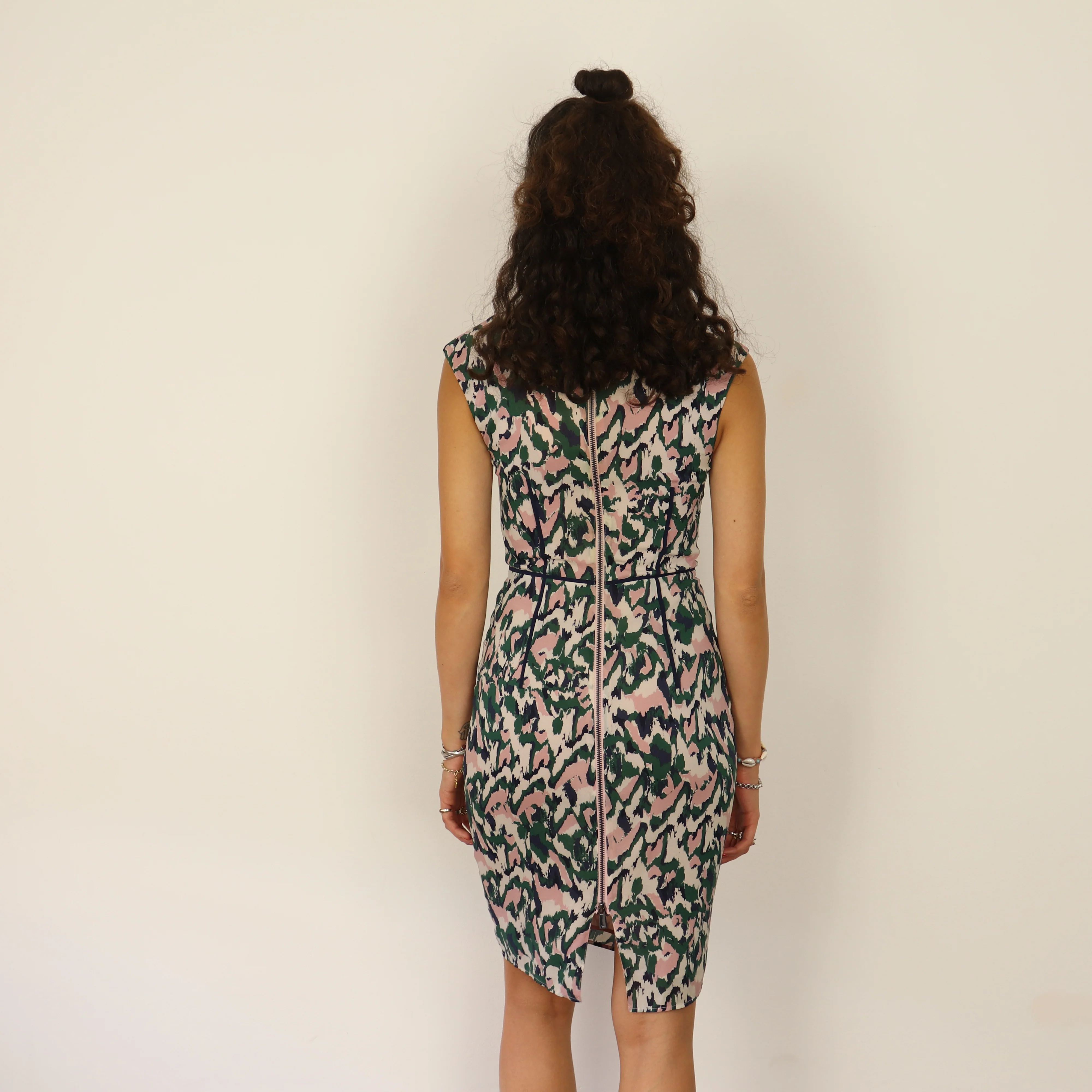 Dress, UK Size 6 - Image 4