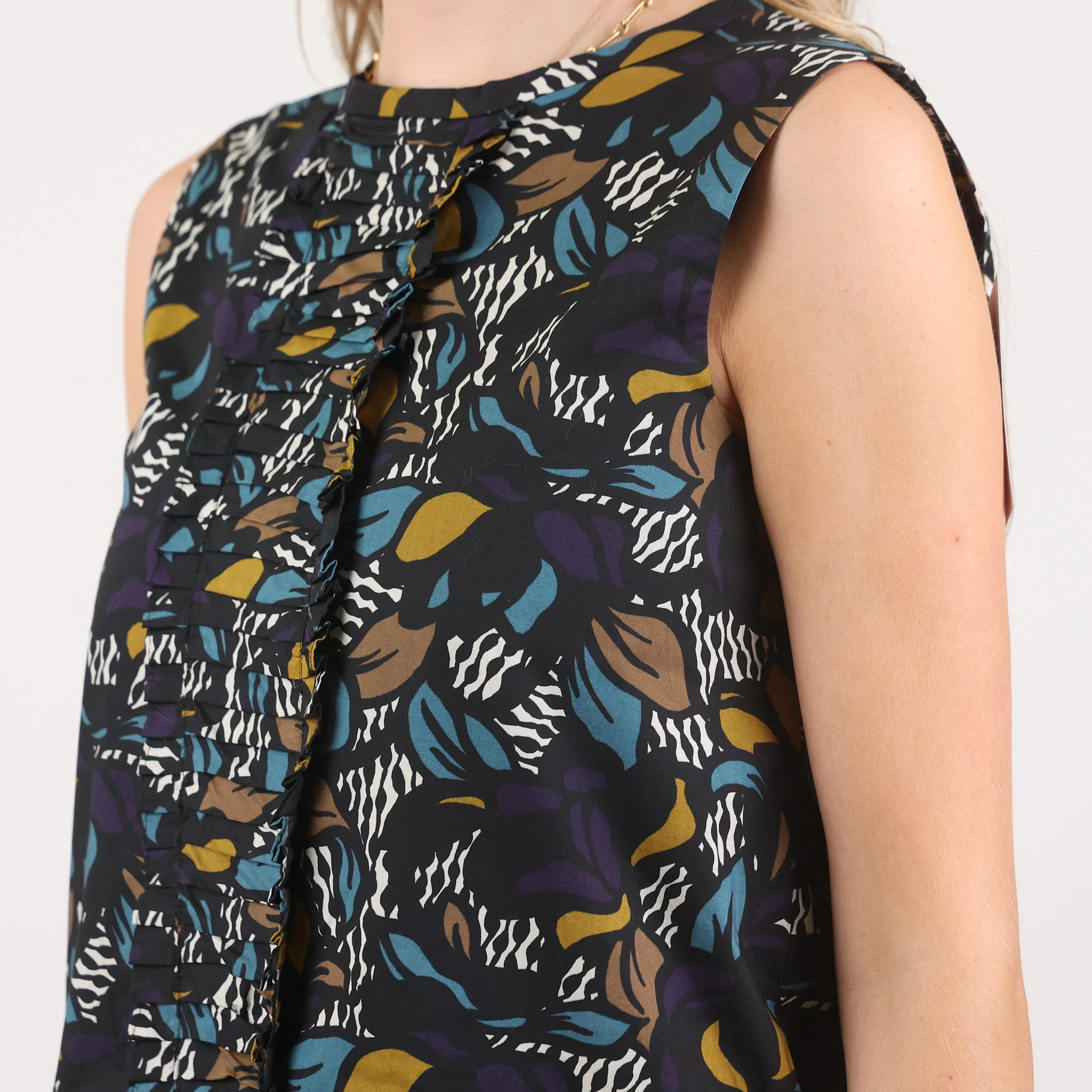 Dress, UK Size 10 - Image 4