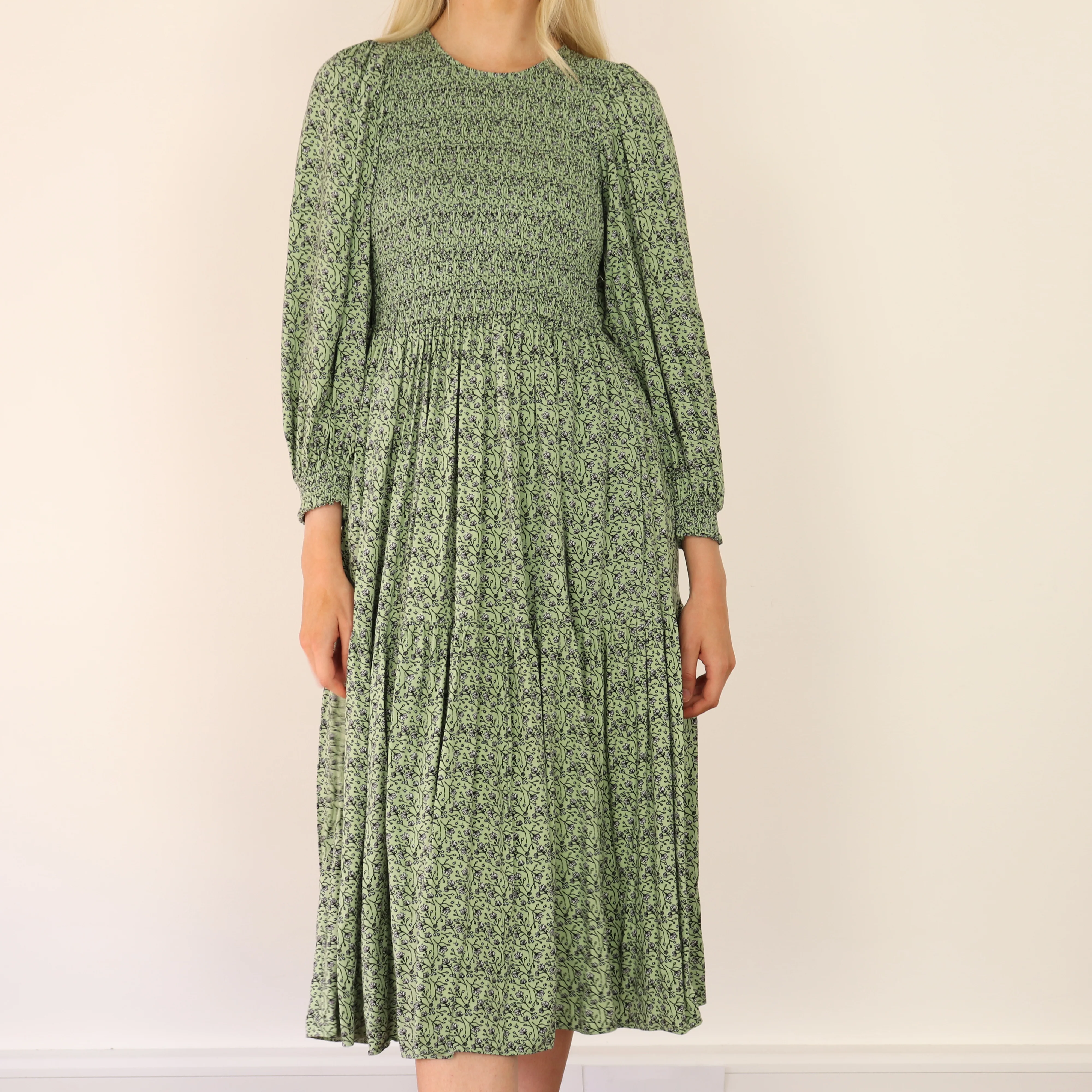 Dress, UK Size 6 - Image 4