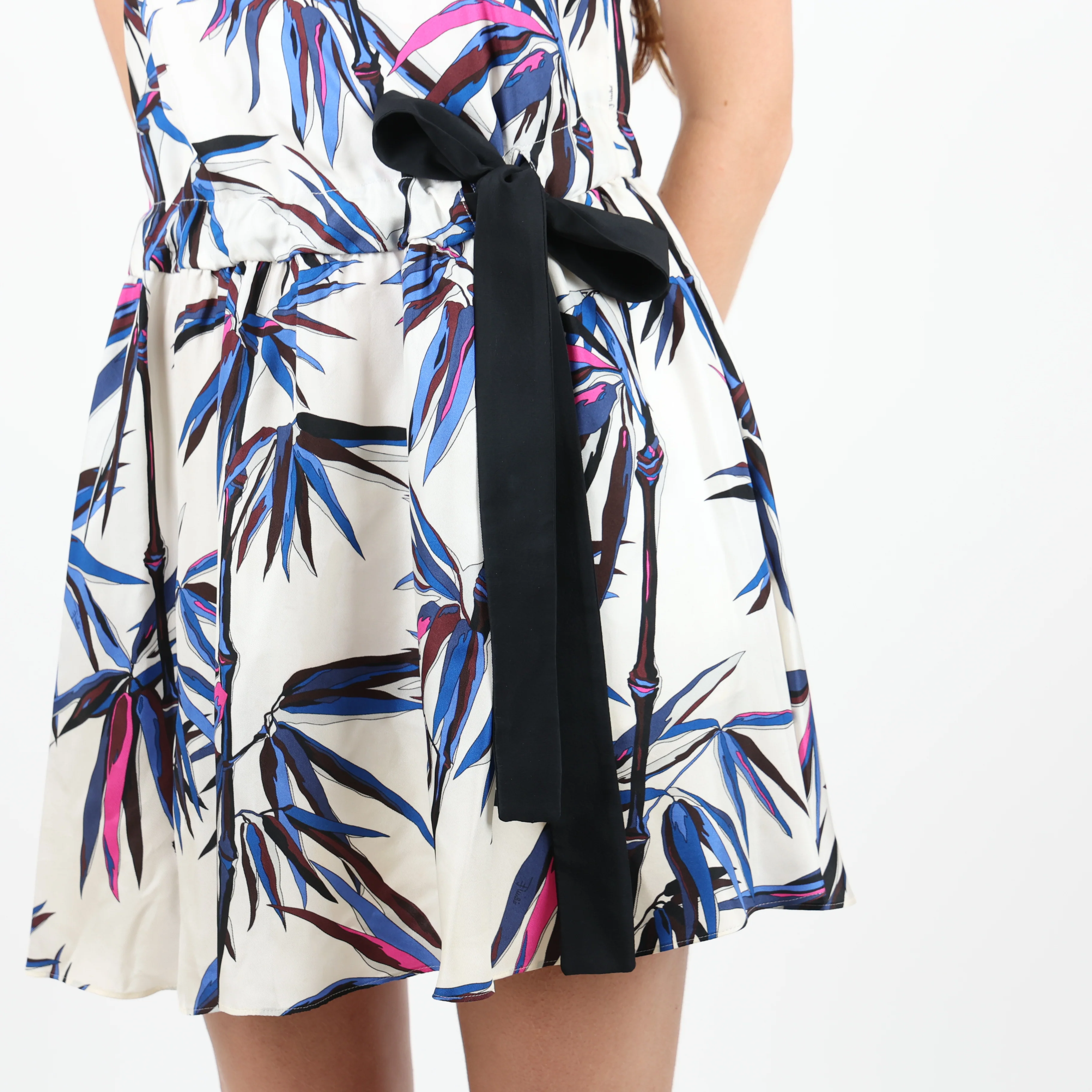 Dress, UK Size 6 - Image 4