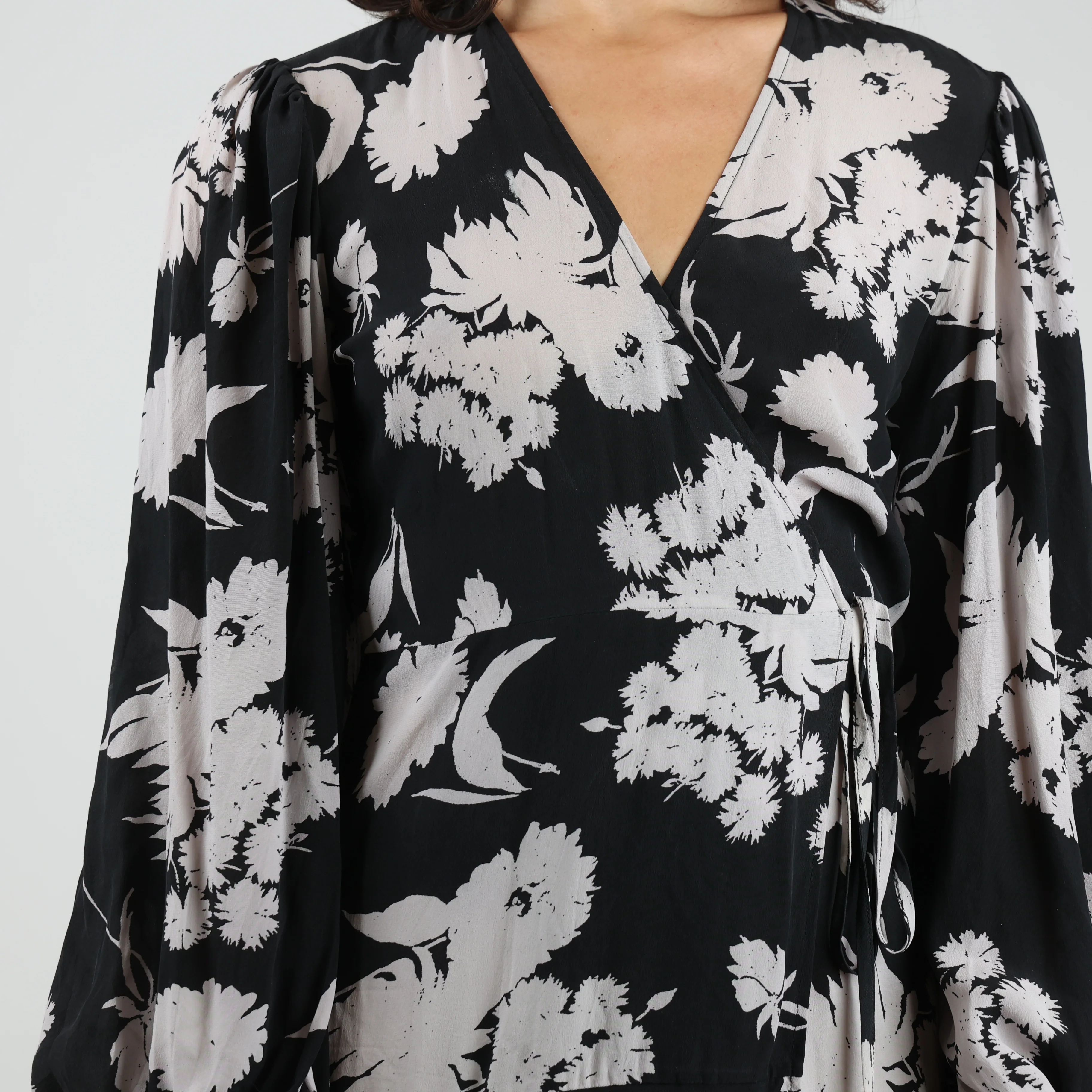 Dress, UK Size 10 - Image 4