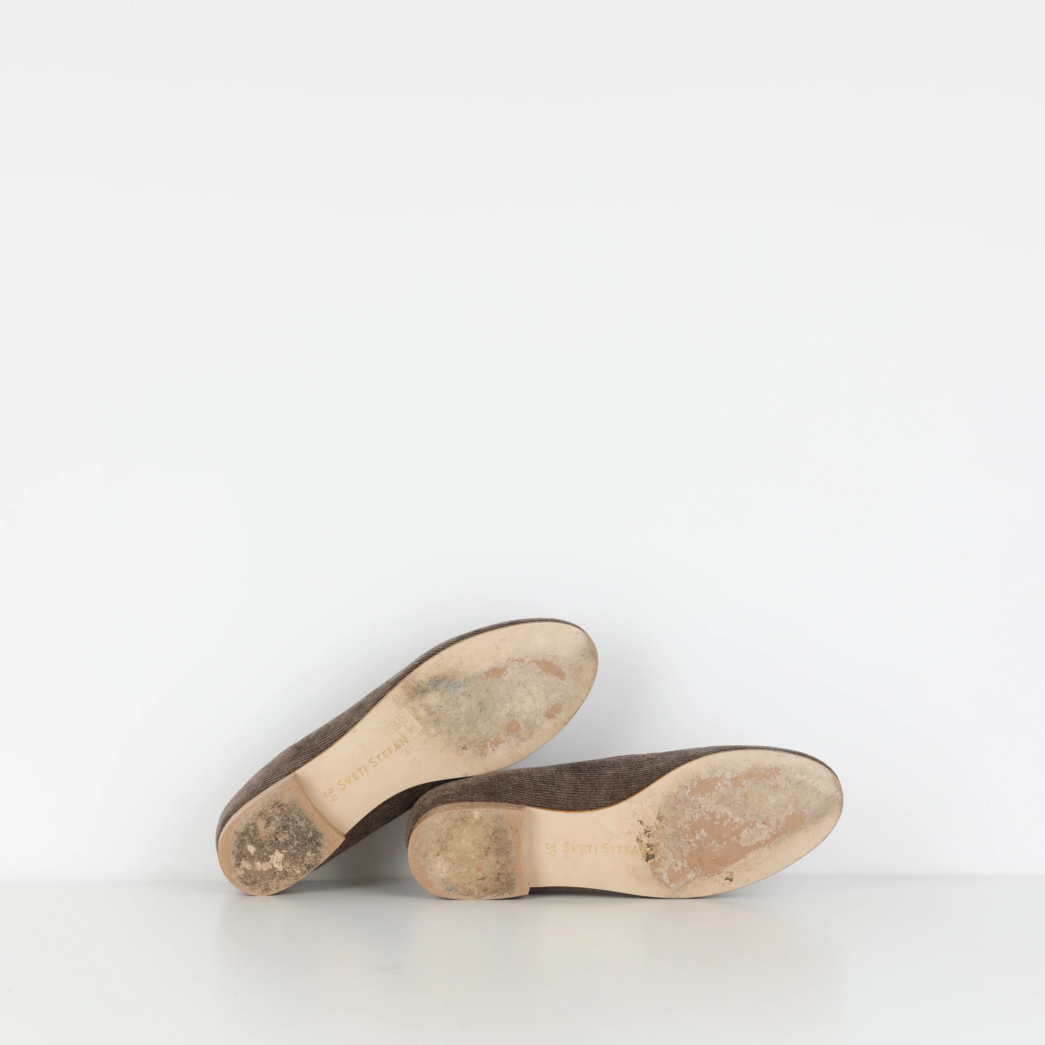 Flats , Shoe Size 39 - Image 4