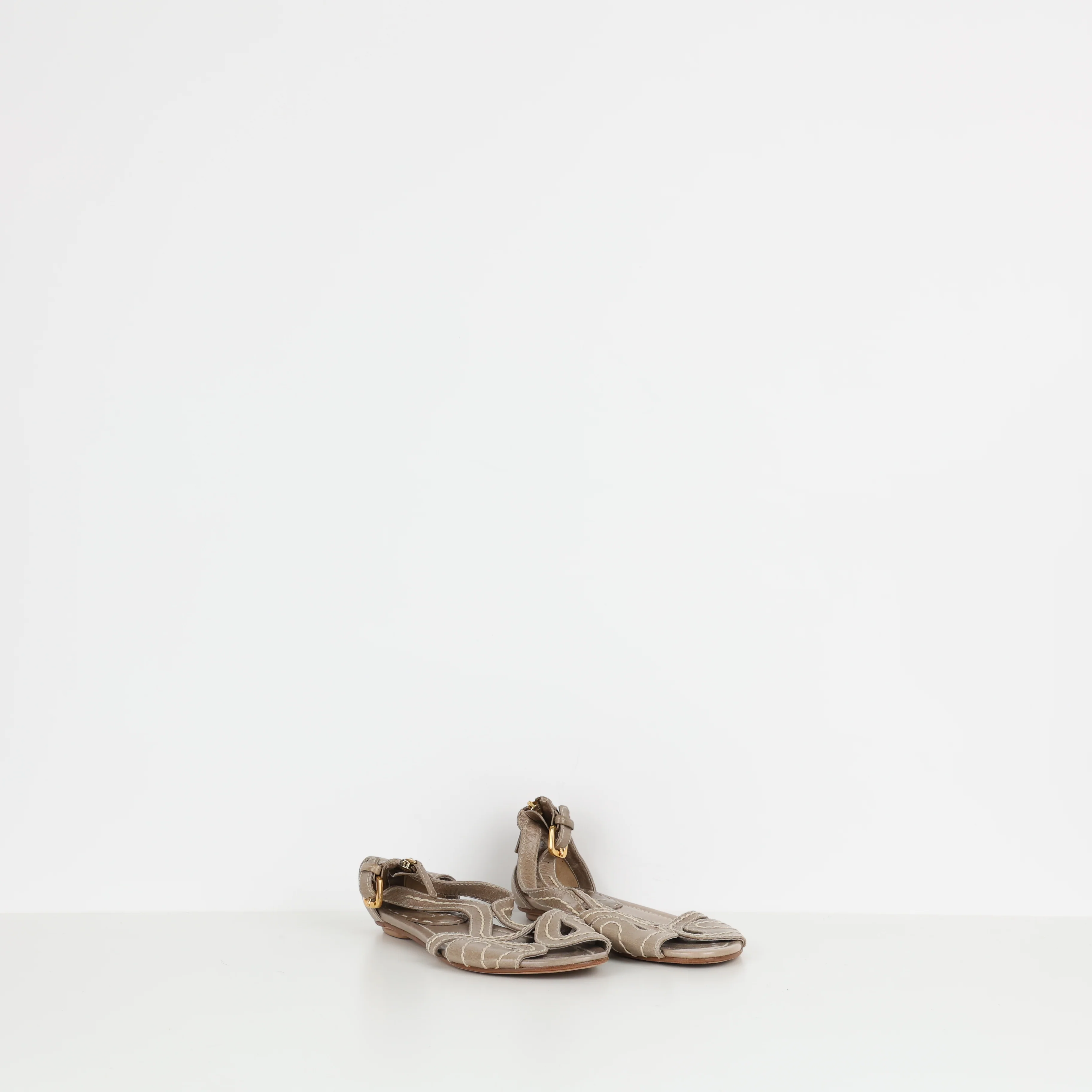 Flats , Shoe Size 37.5 - Image 3