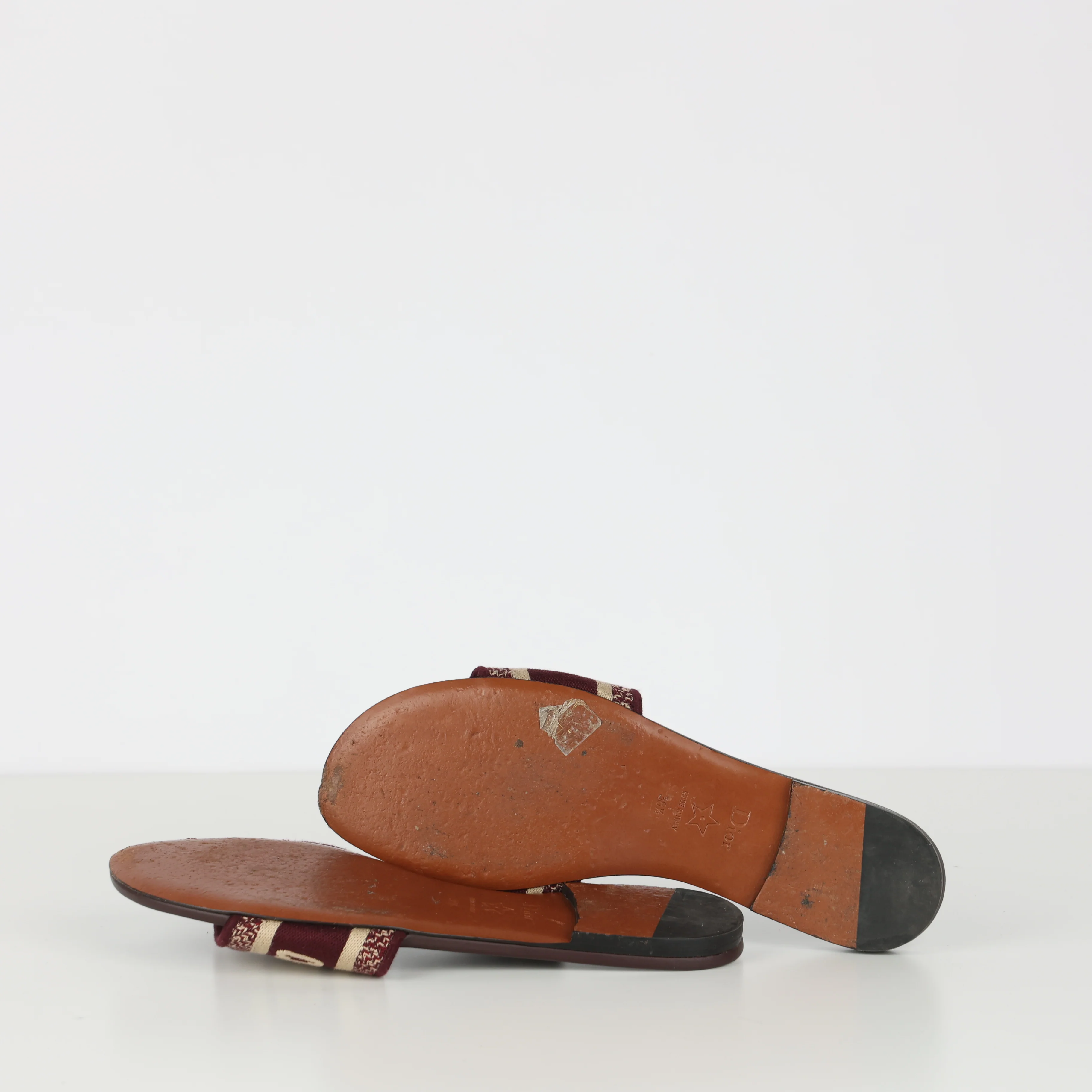 Flats , Shoe Size 38.5 - Image 4