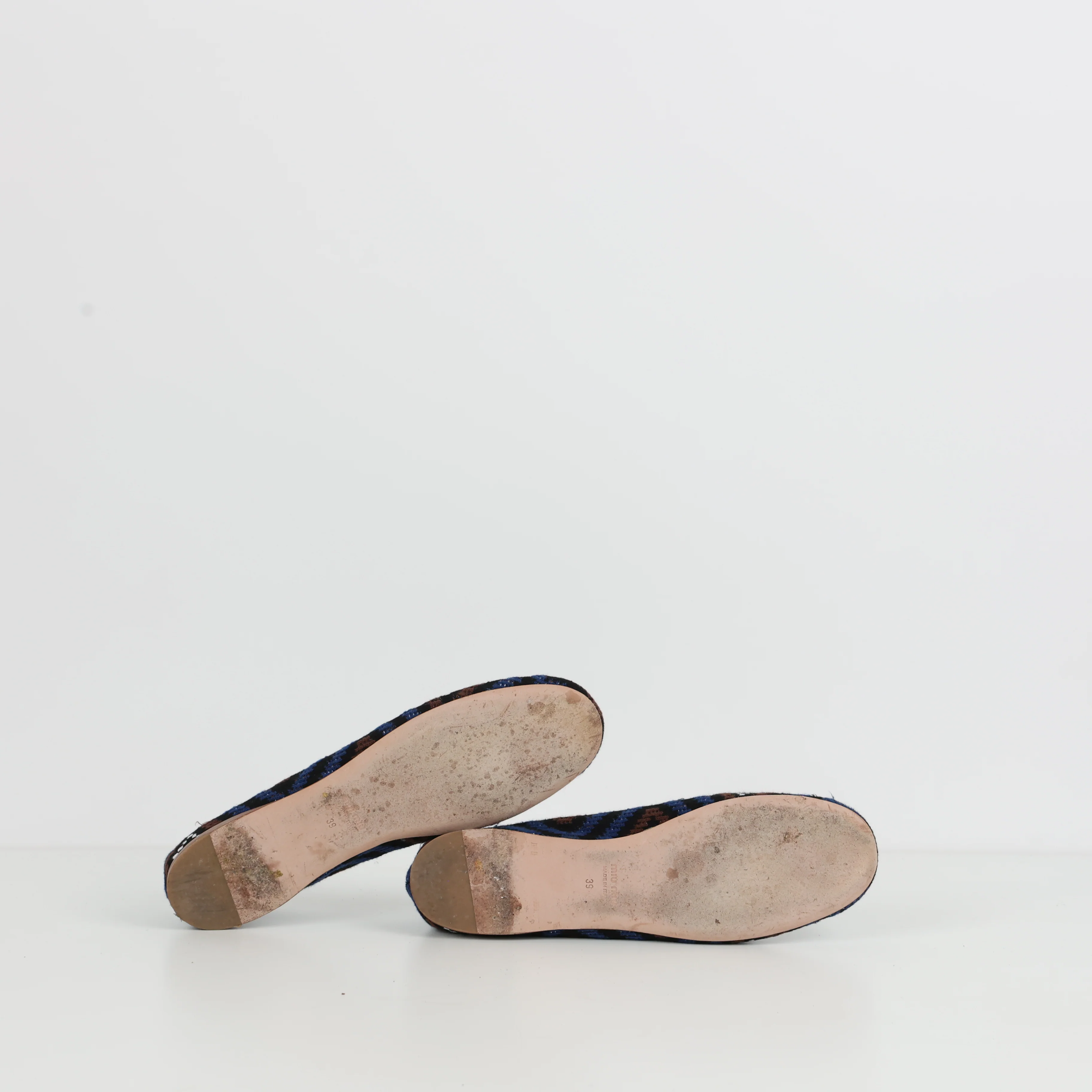 Flats , Shoe Size 39 - Image 6