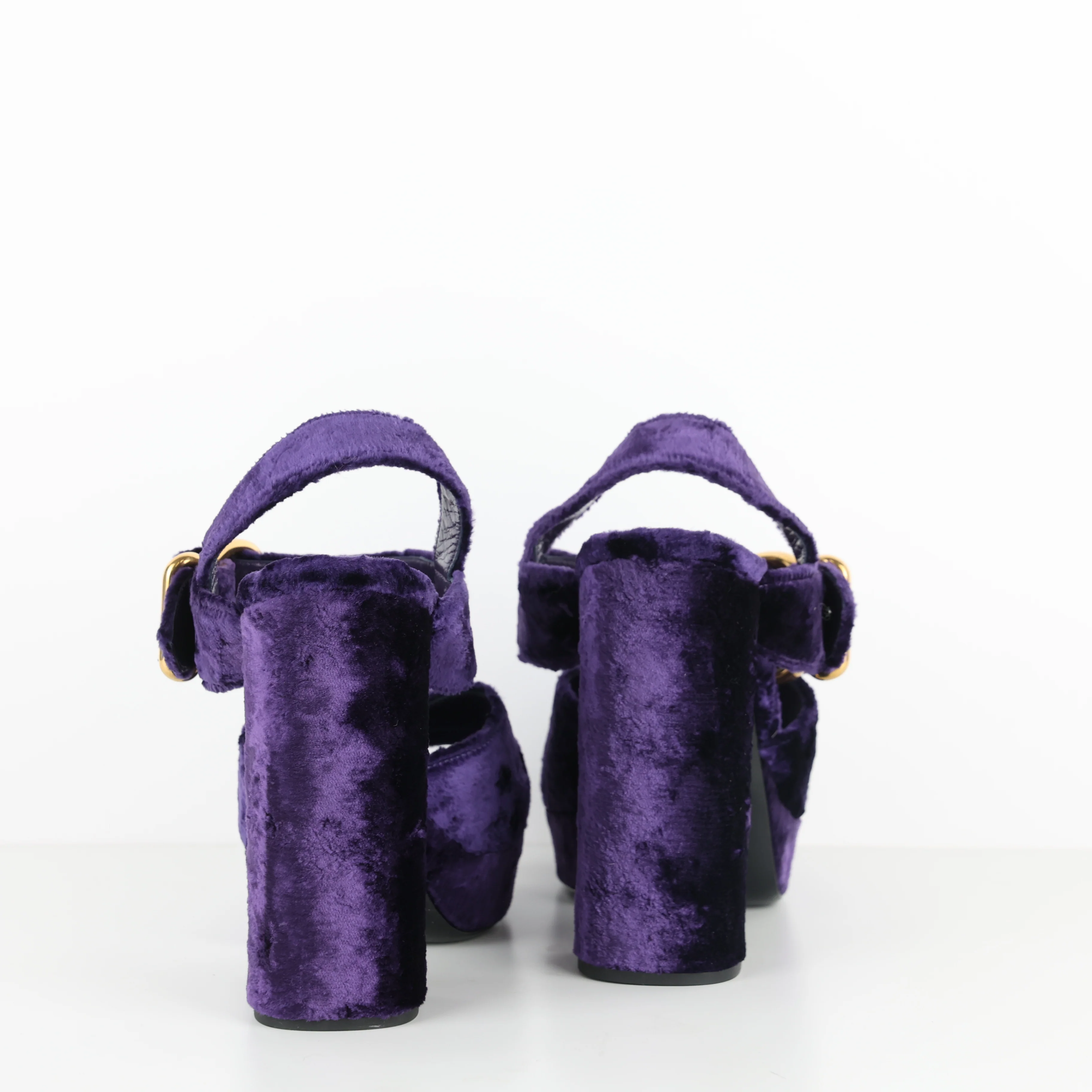 Heels , Shoe Size 39 - Image 3