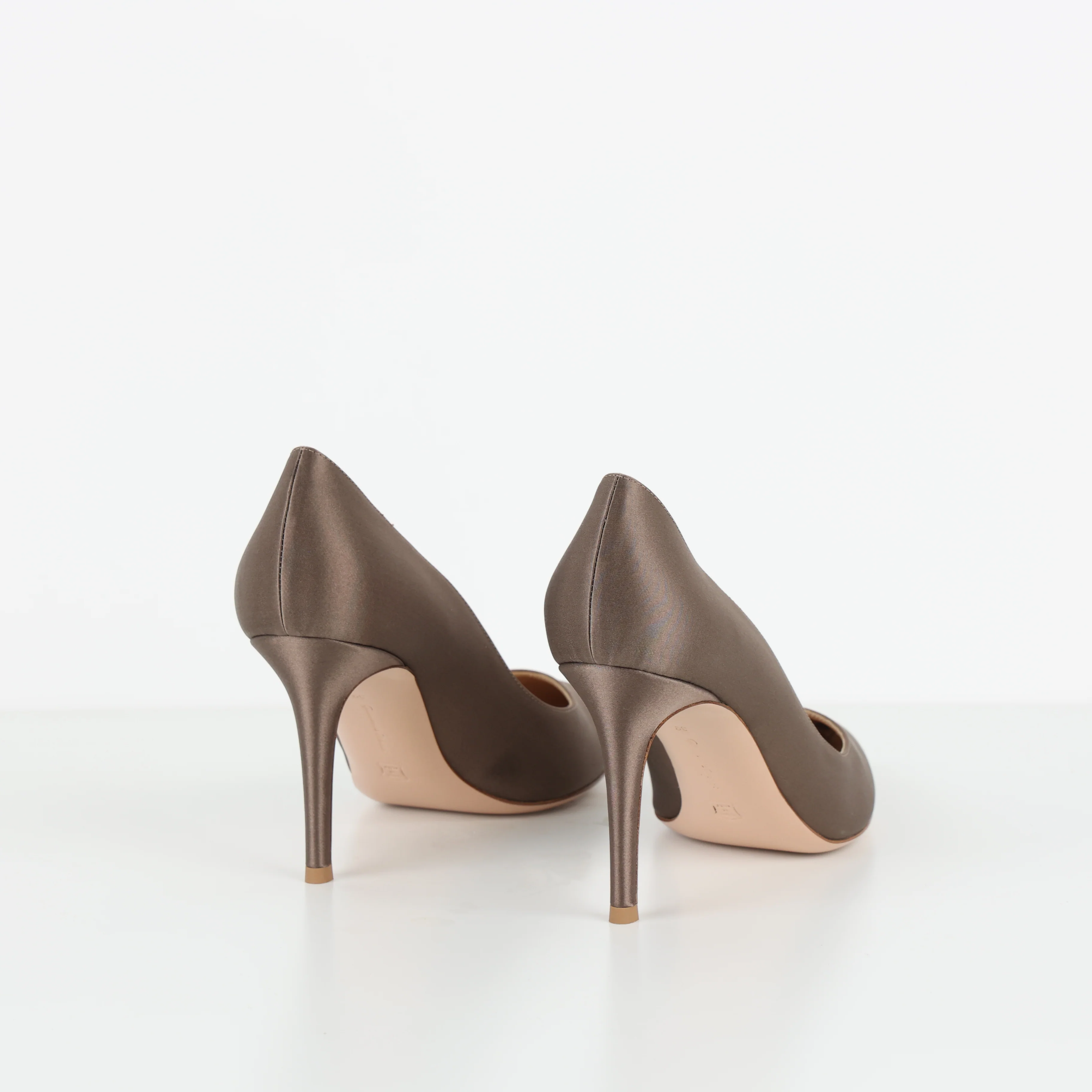 Heels, Shoe Size 39 - Image 4