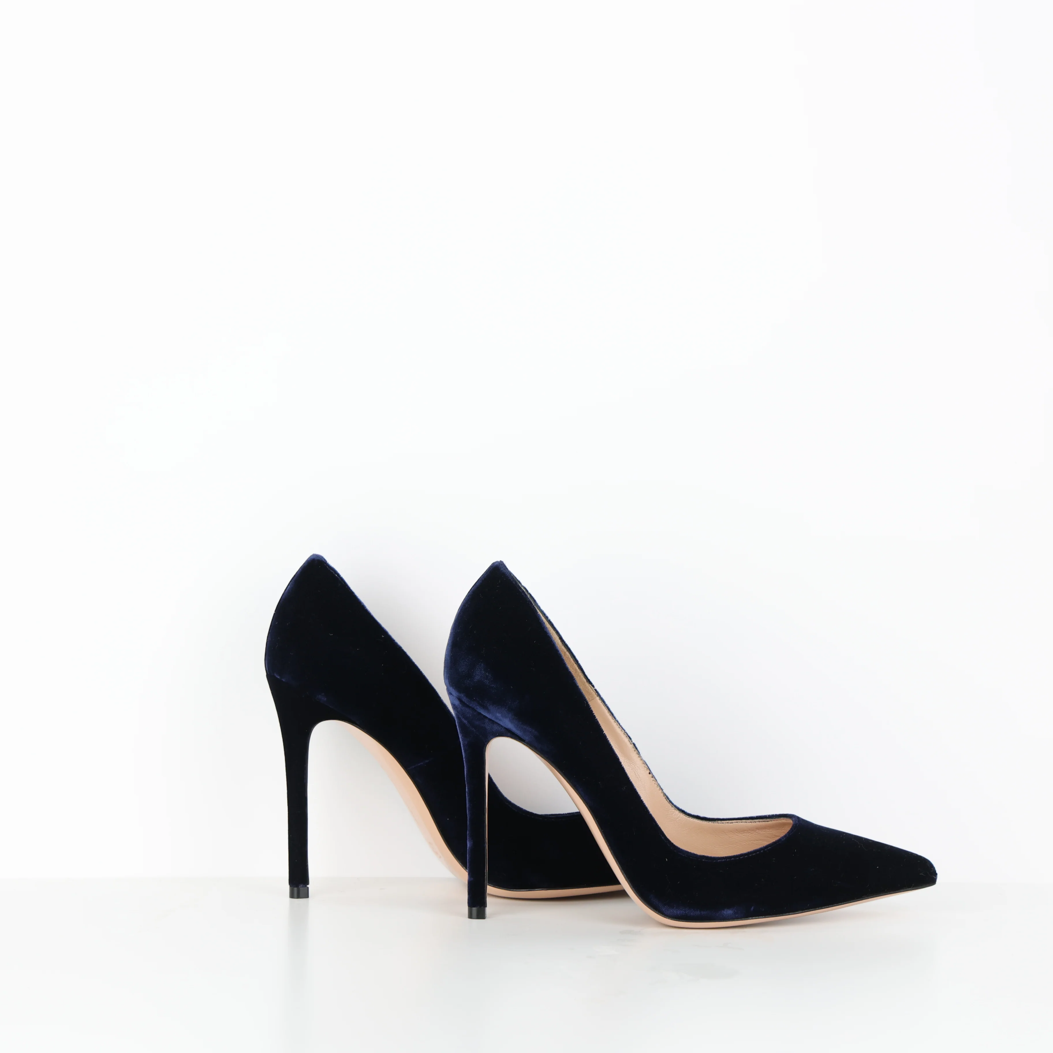 Heels, Shoe Size 39 - Image 2
