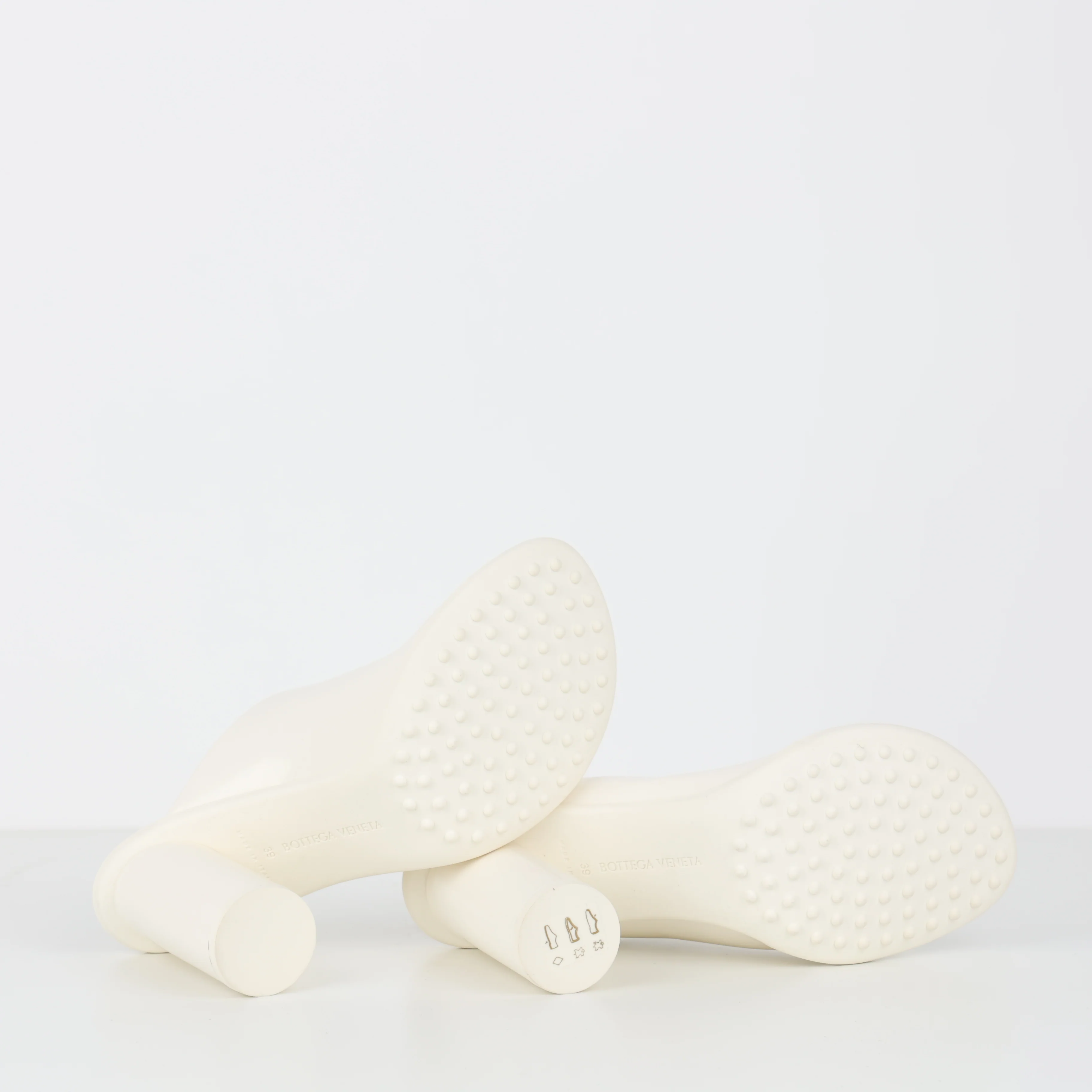 Heels, Shoe Size 39 - Image 5