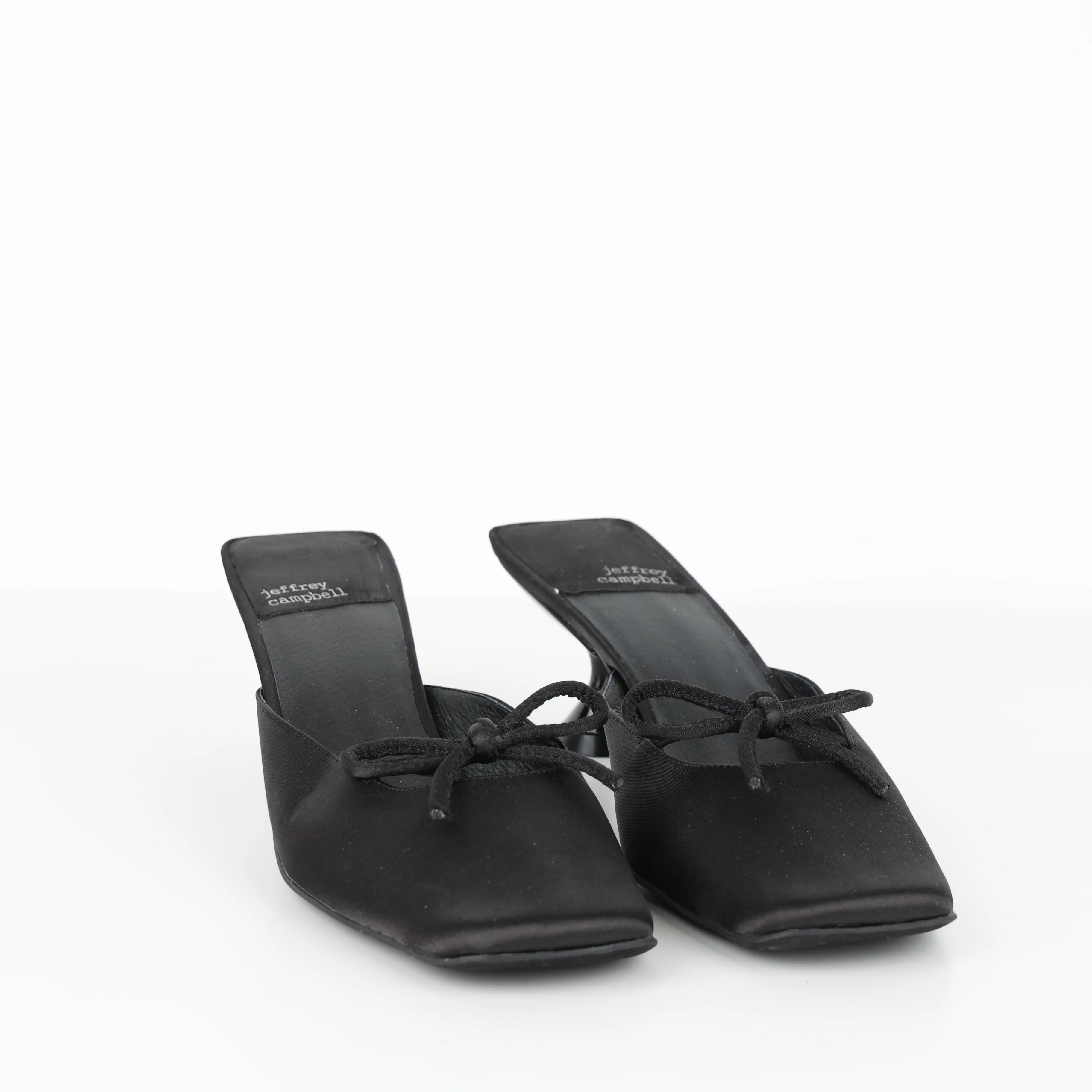 Heels , Shoe Size 39 - Image 3