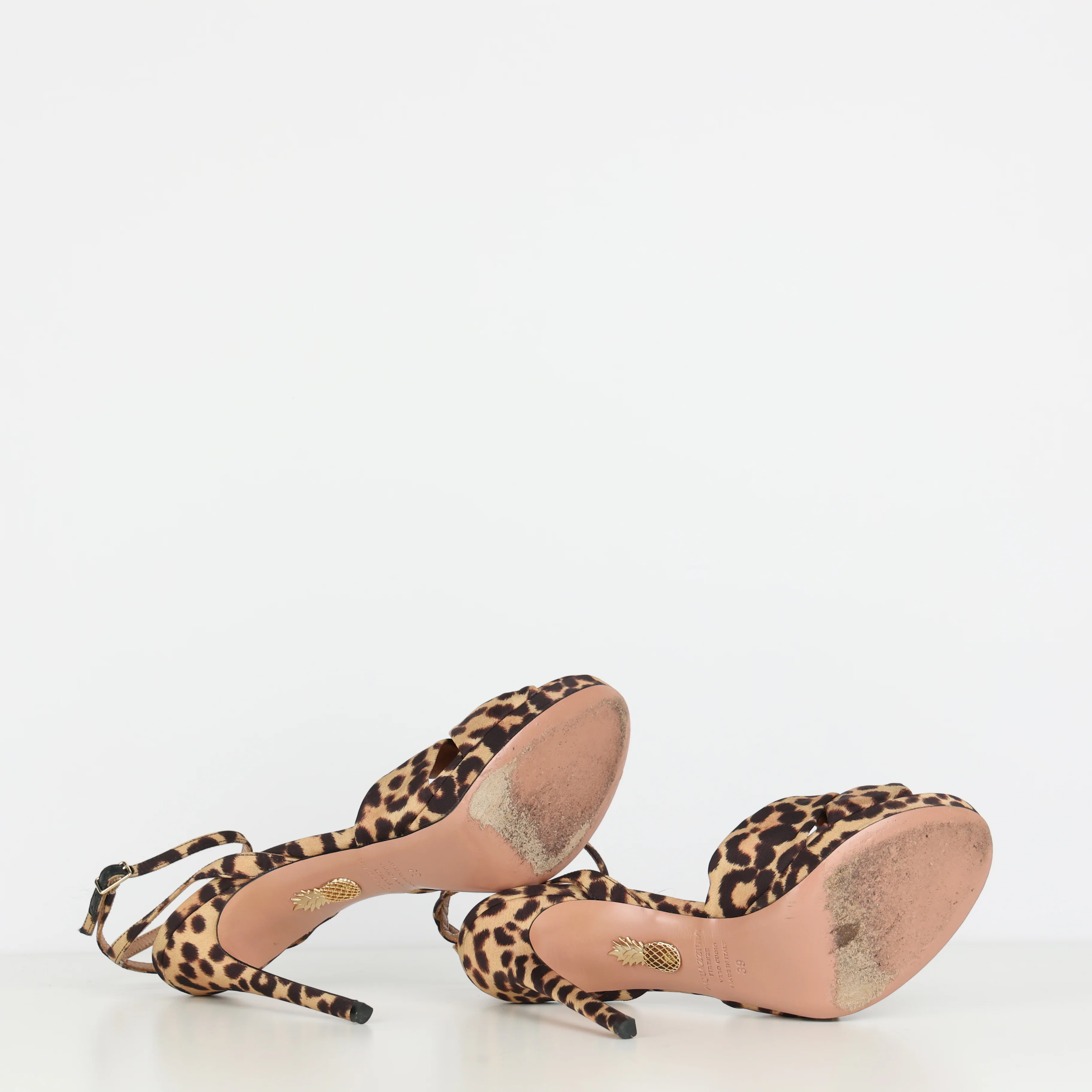 Heels , Shoe Size 39 - Image 3