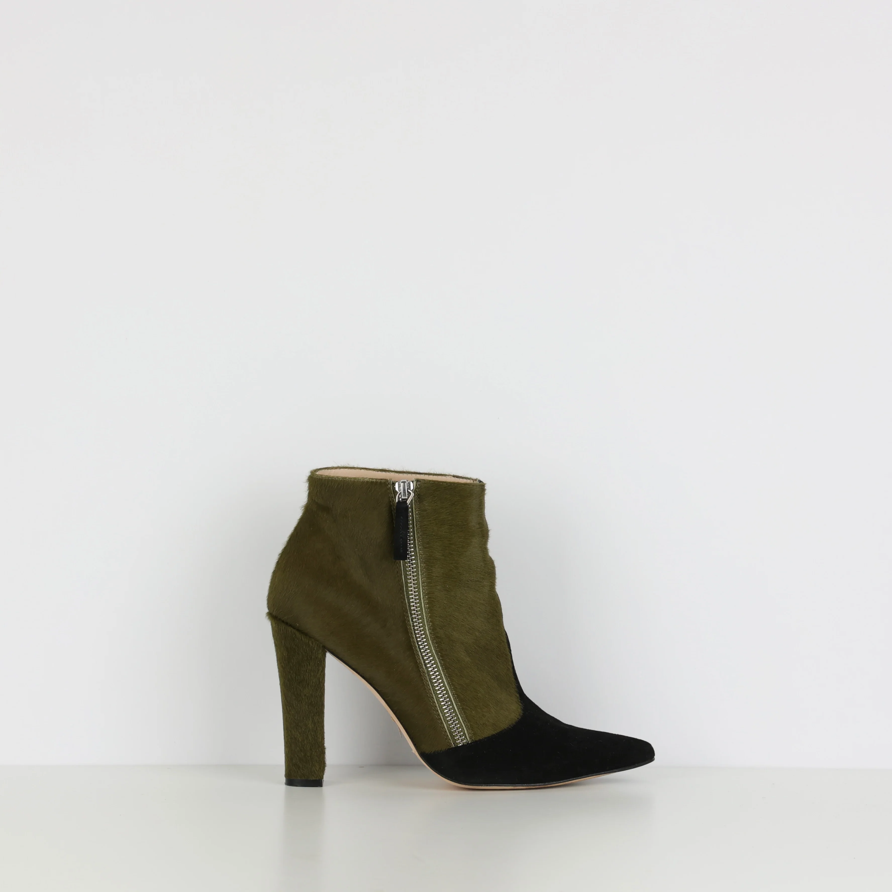 Heels , Shoe Size 40