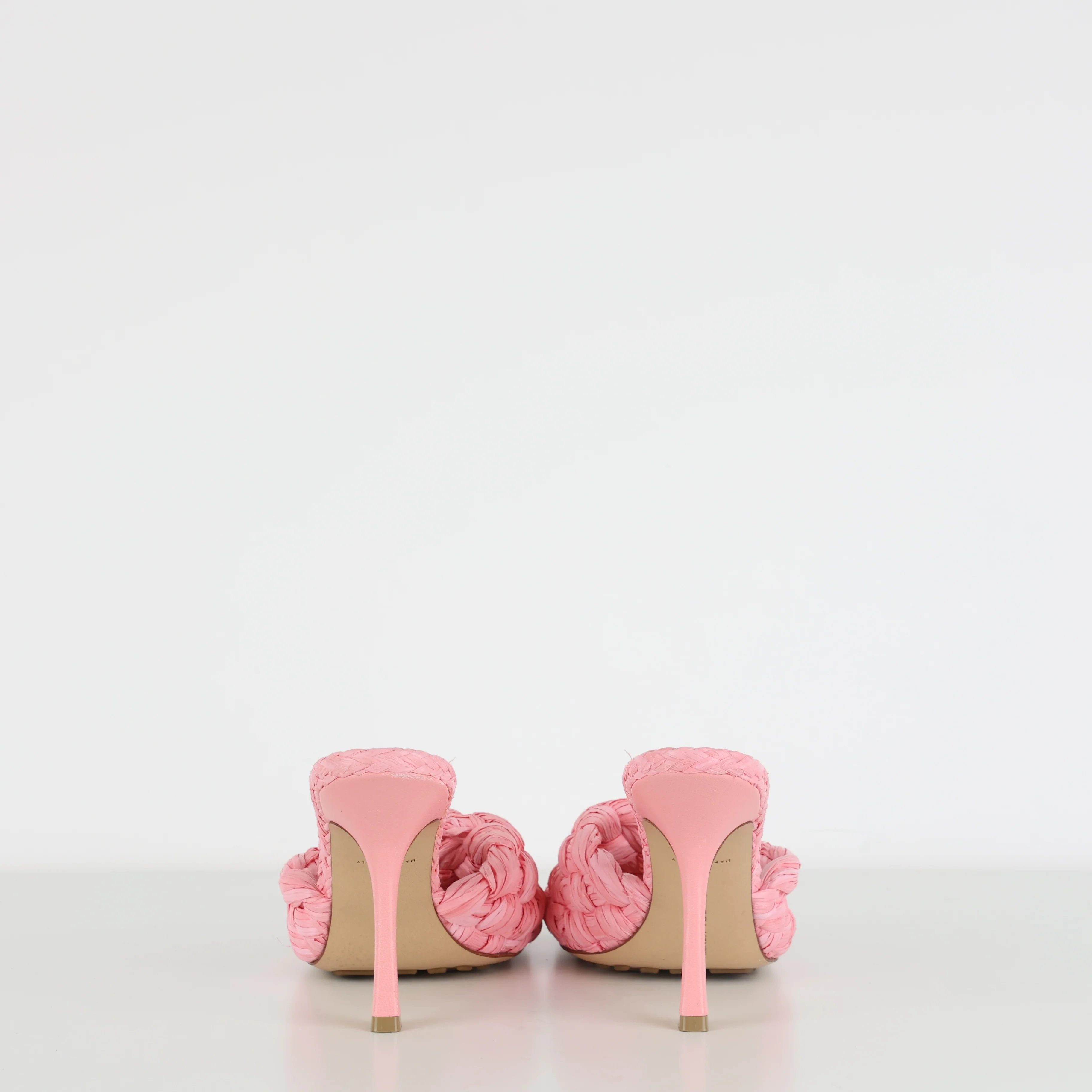 Heels , Shoe Size 39 - Image 3