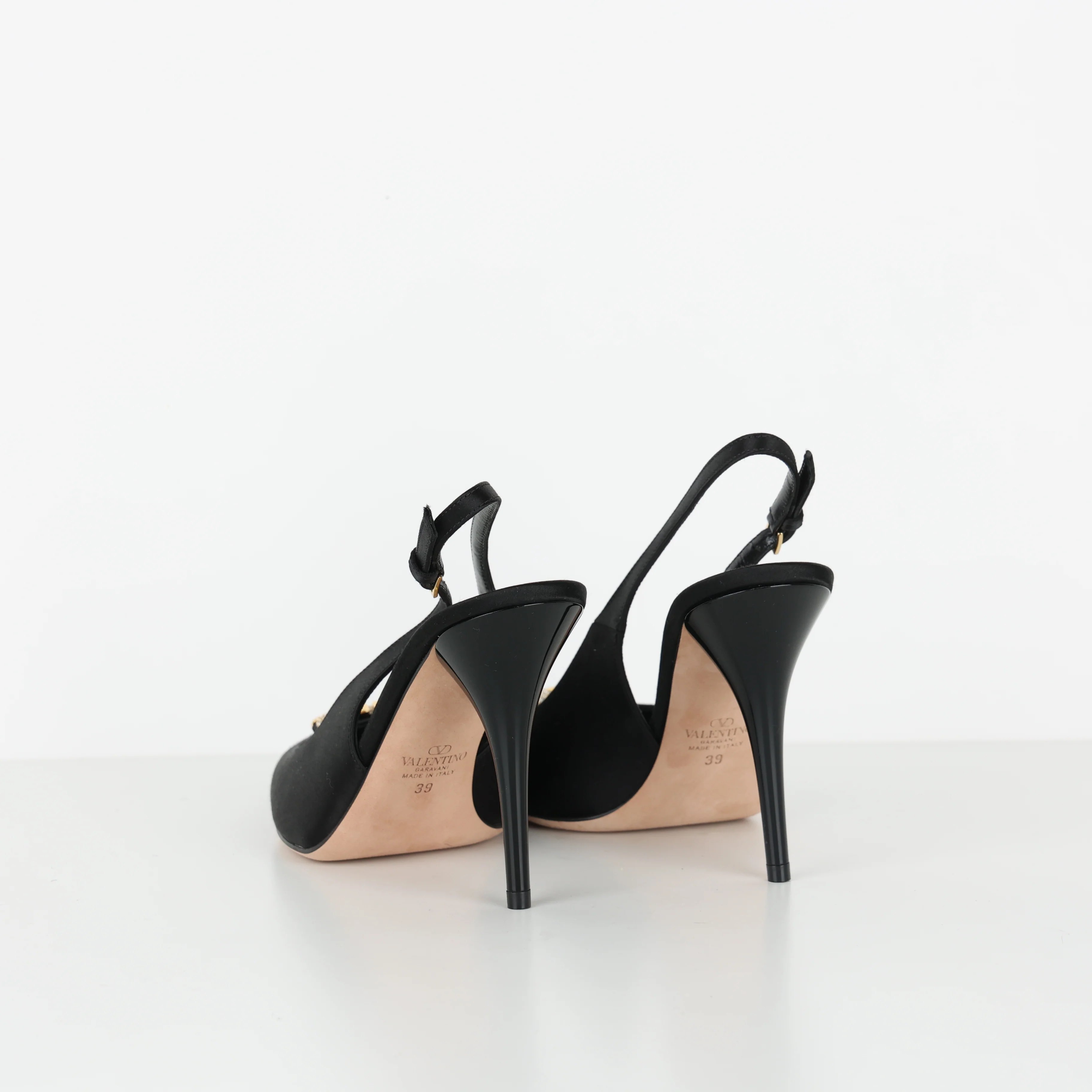 Heels , Shoe Size 39 - Image 4