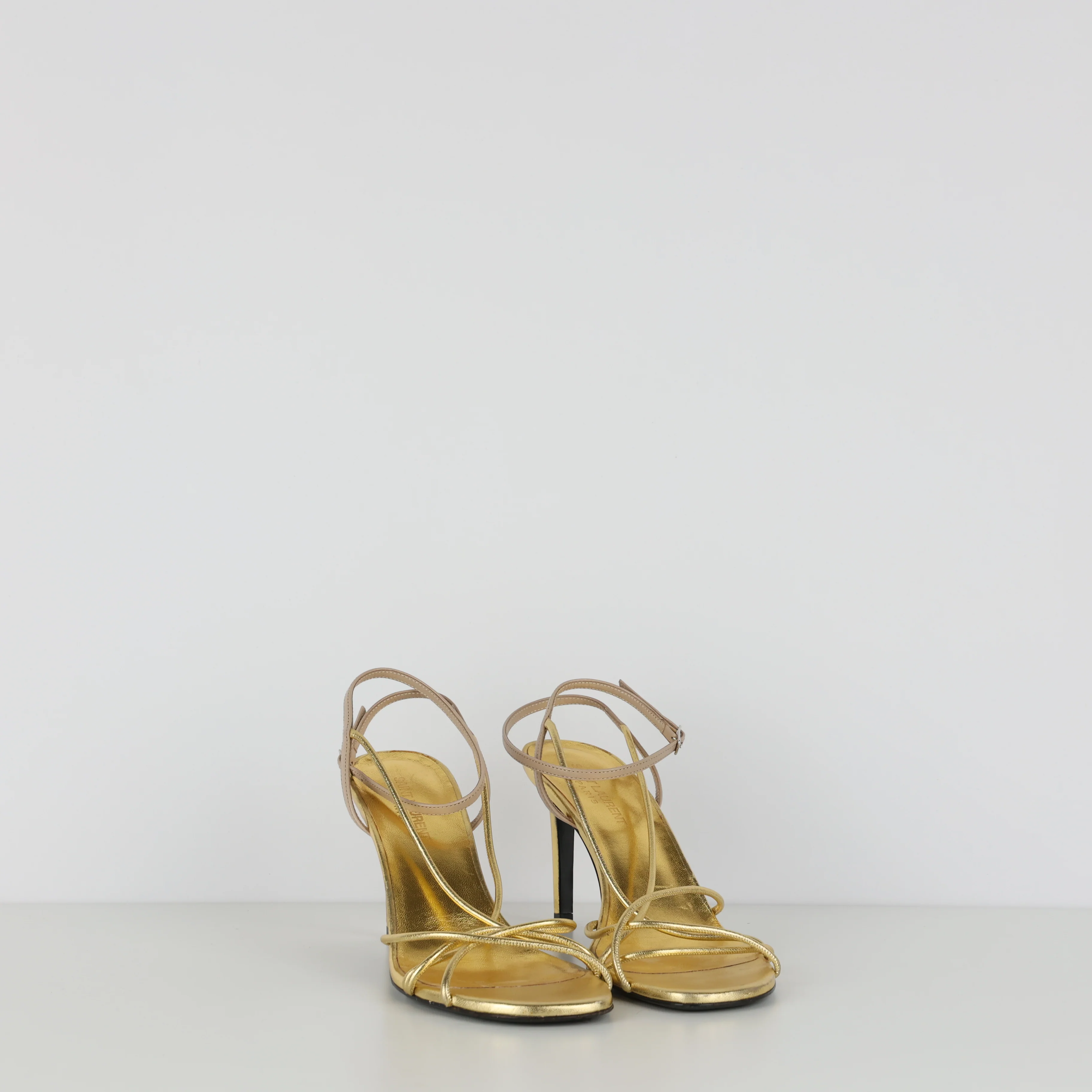 Heels , Shoe Size 39.5 - Image 2