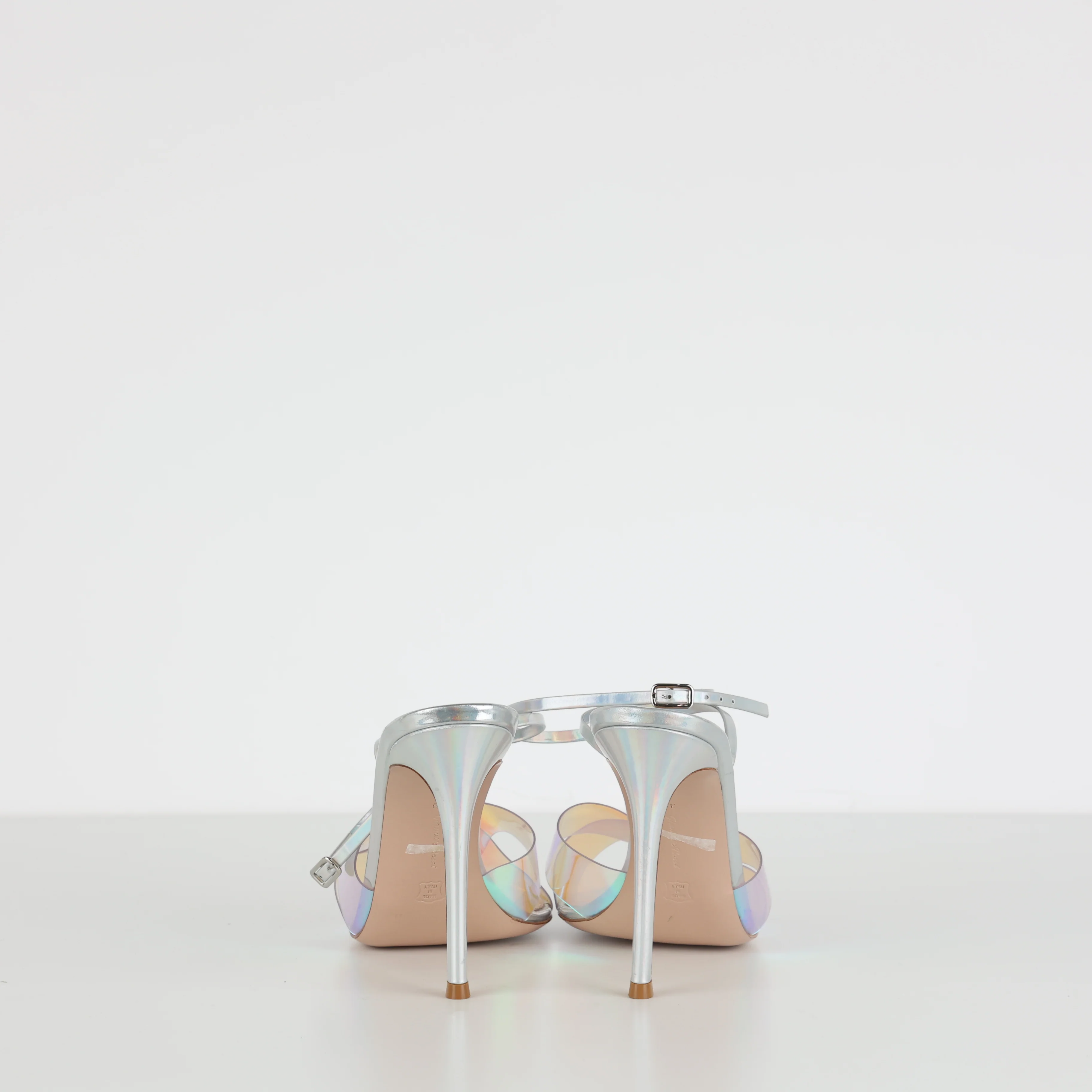 Heels , Shoe Size 39 - Image 3