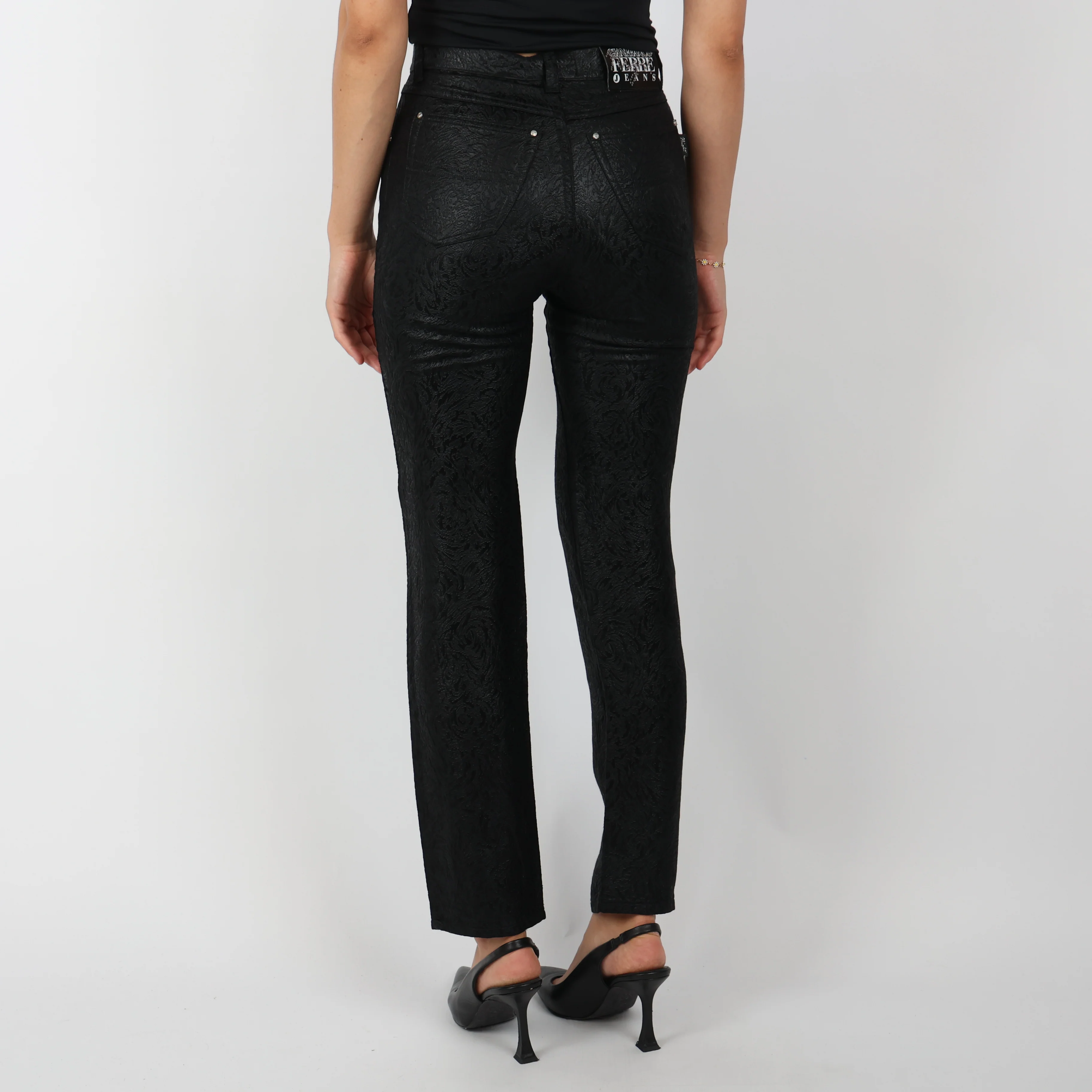 Jeans, Waist 28 - Image 3