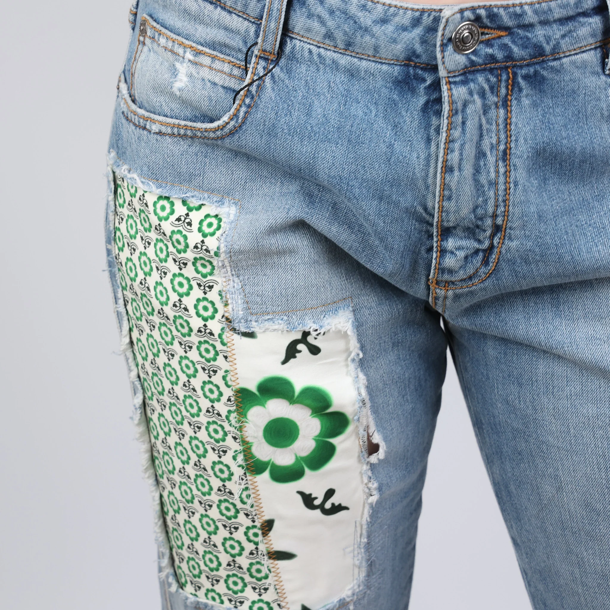 Jeans, Waist 27 - Image 5