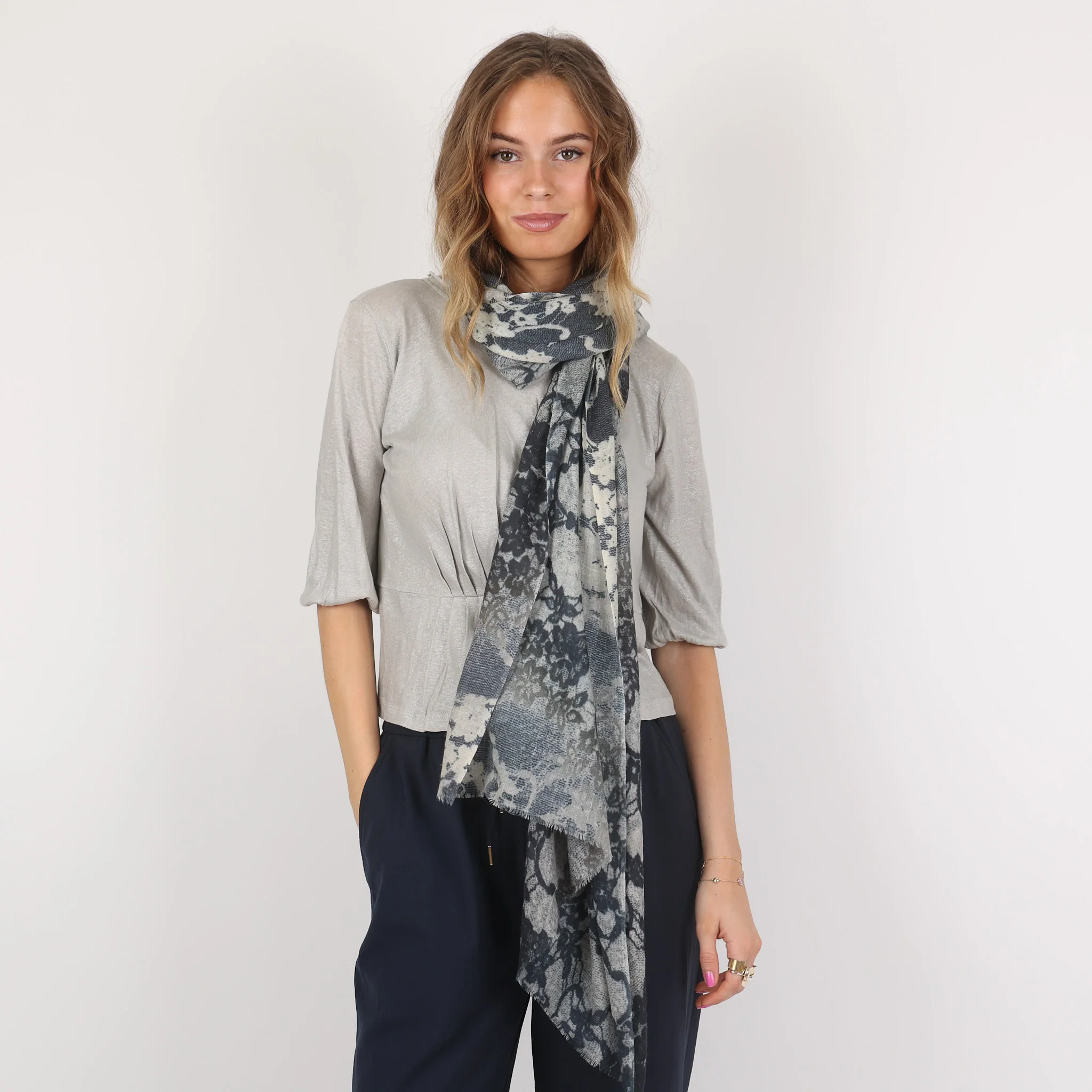 Scarf, - Image 2