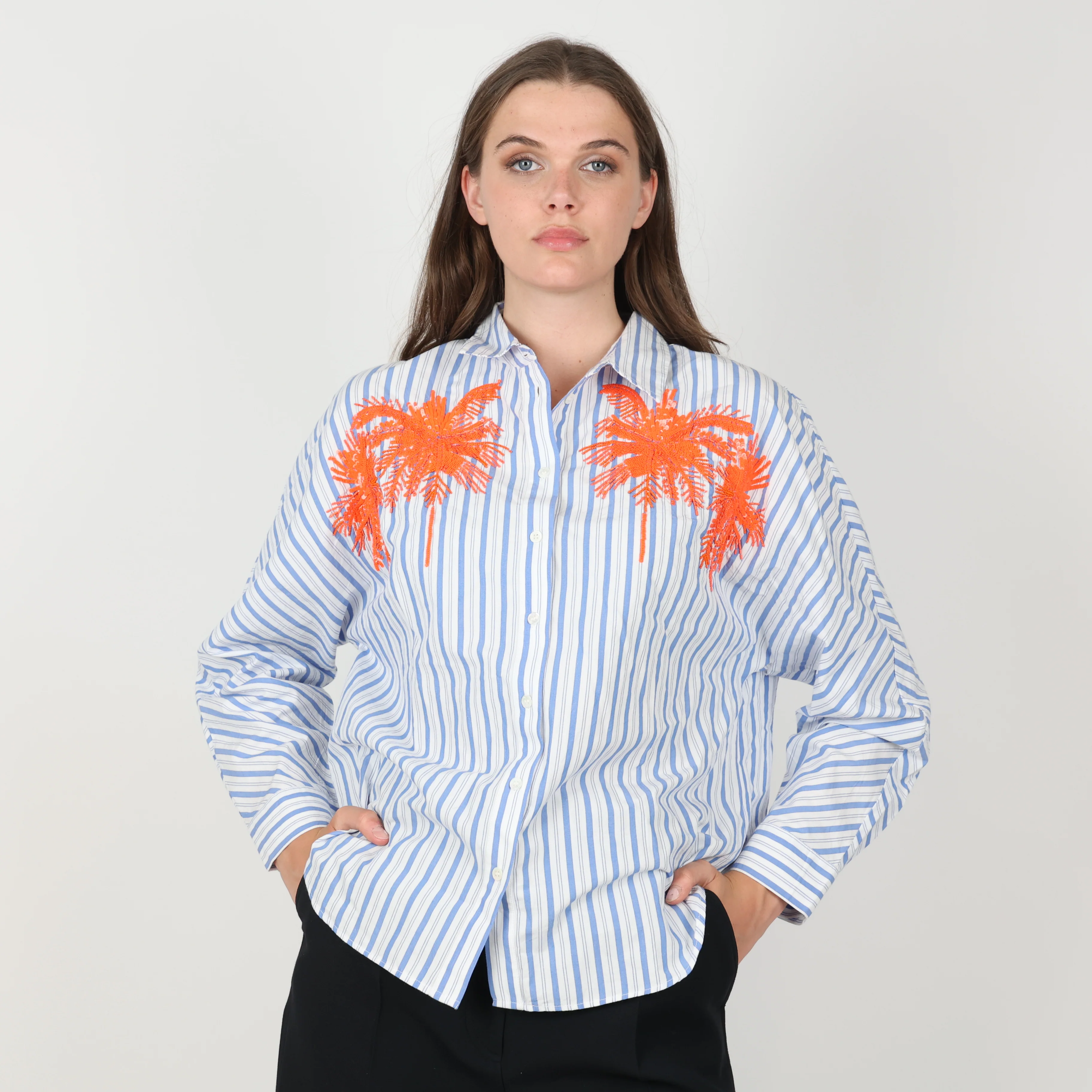 Shirt, UK Size 14 - Image 2