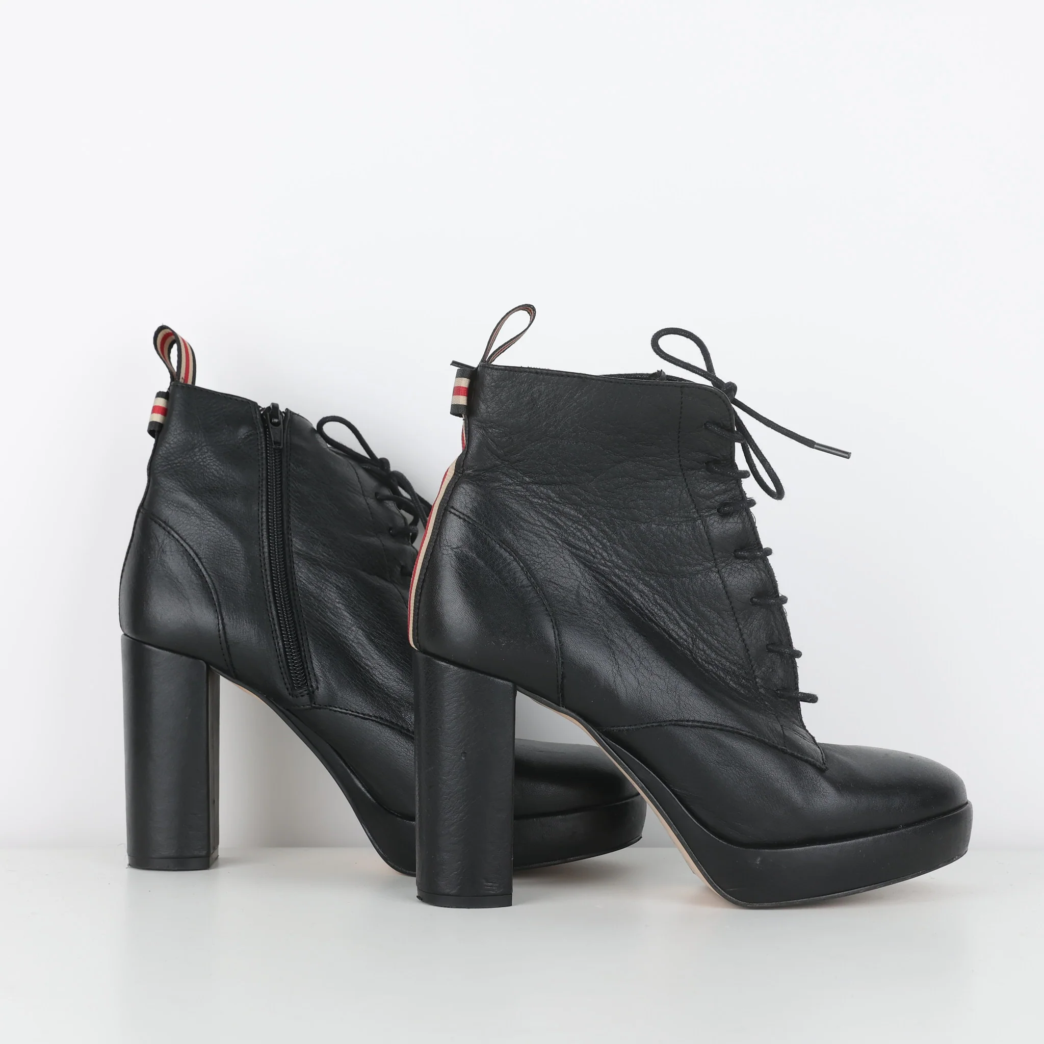 Shoes, Shoe Size 40 - Image 2