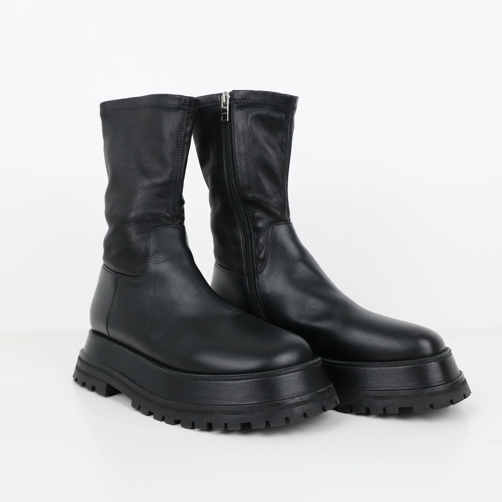 Shoes, Shoe Size 40 - Image 3