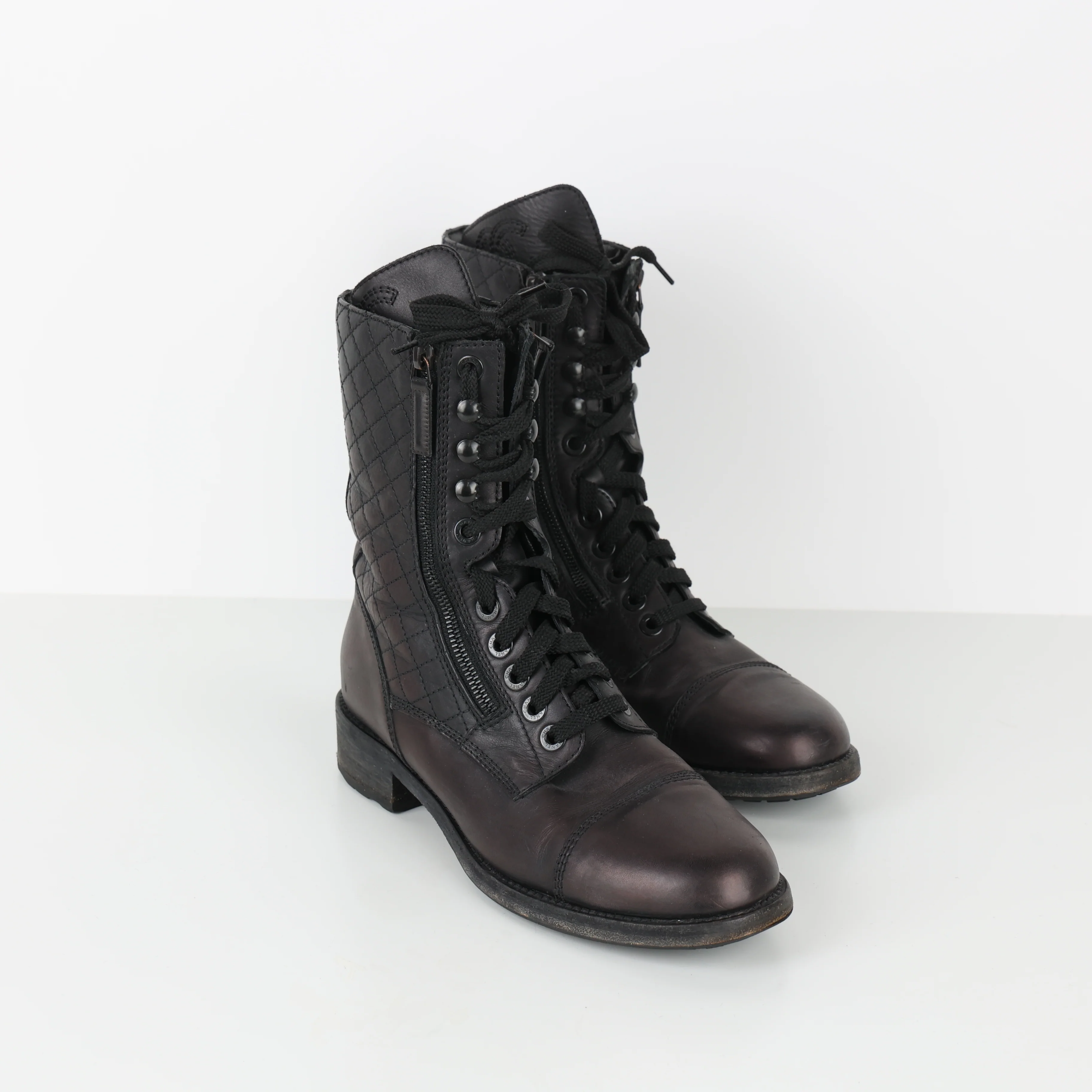 Shoes, Shoe Size 40 - Image 3