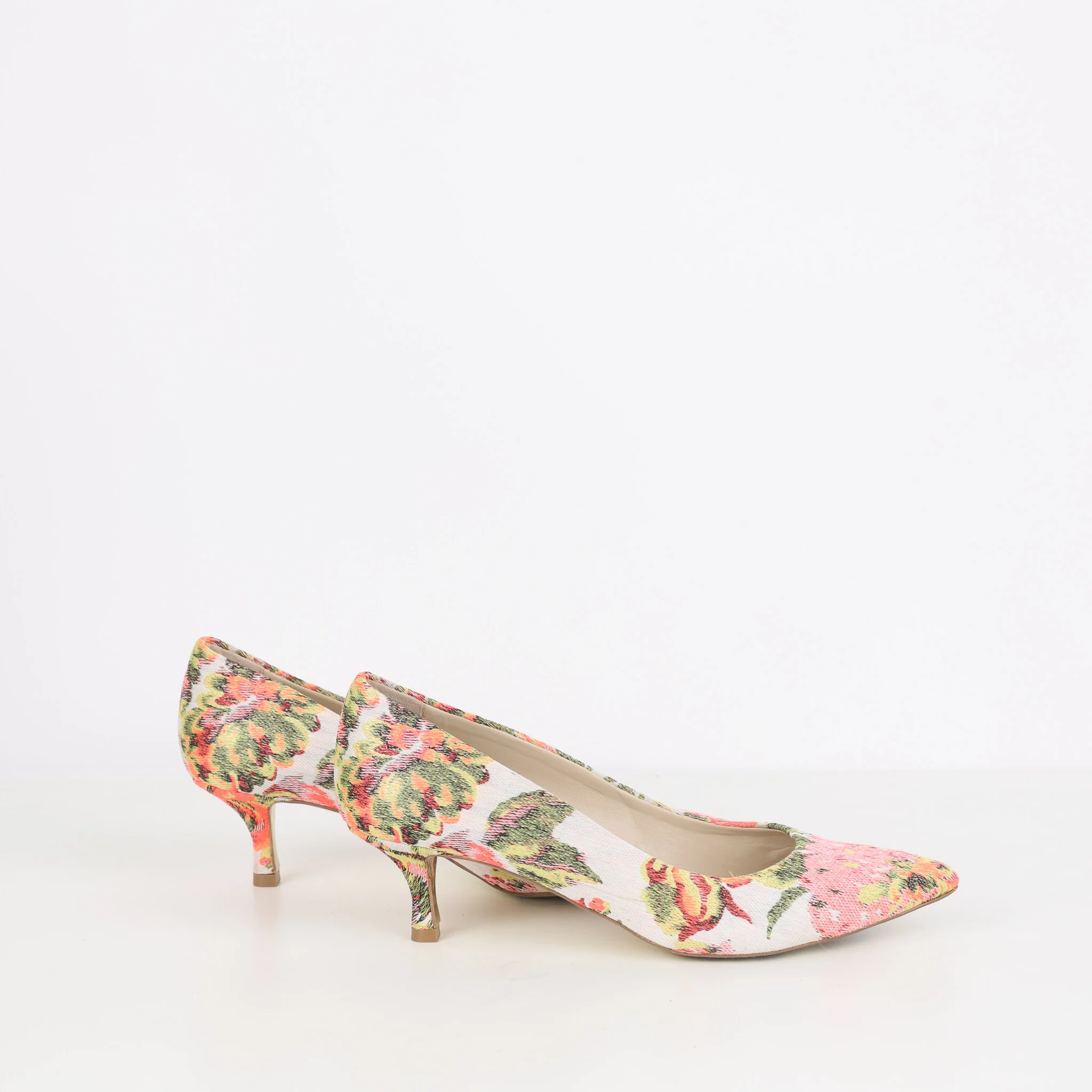 Shoes, Shoe Size 37.5 - Image 2
