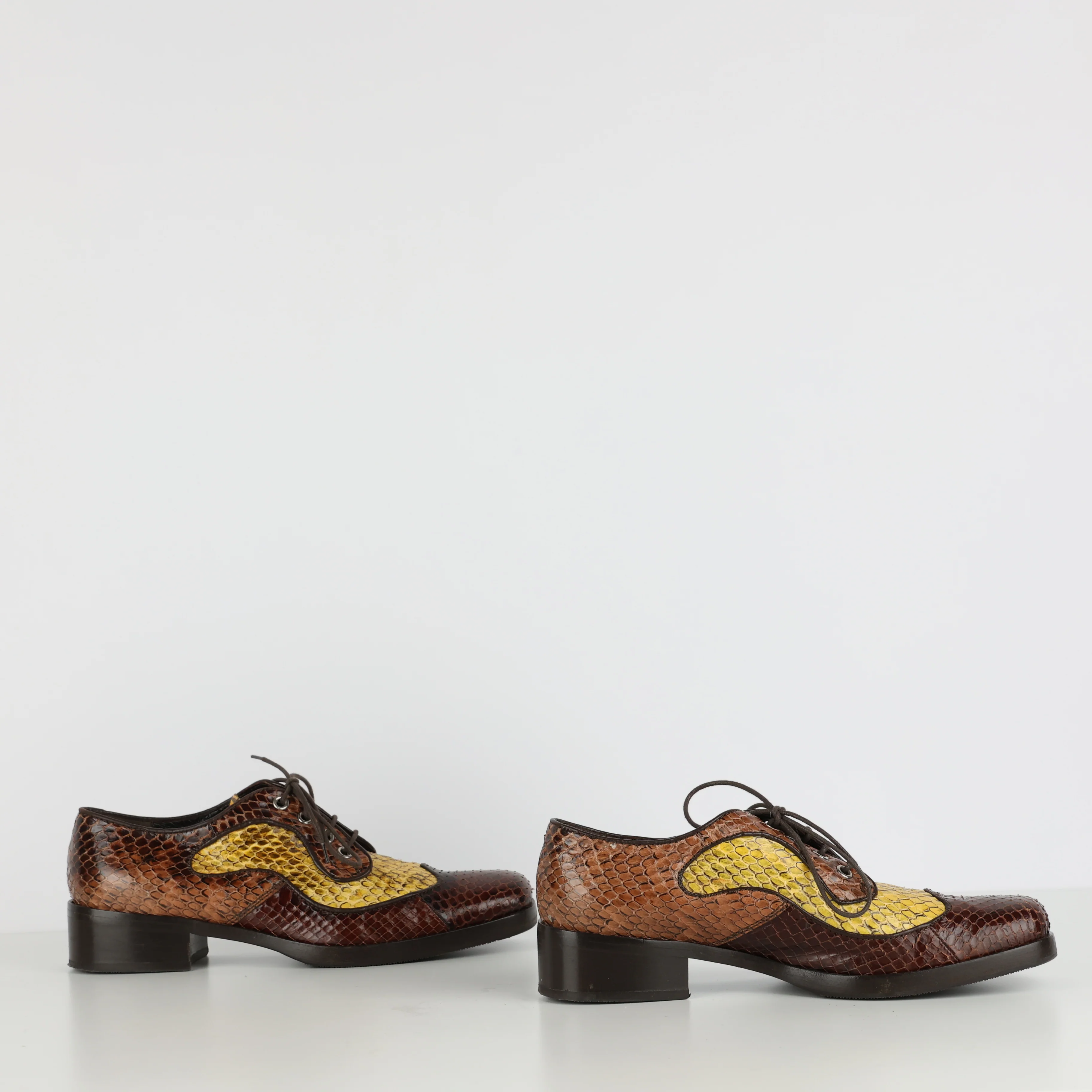 Shoes, Shoe Size 37.5 - Image 2