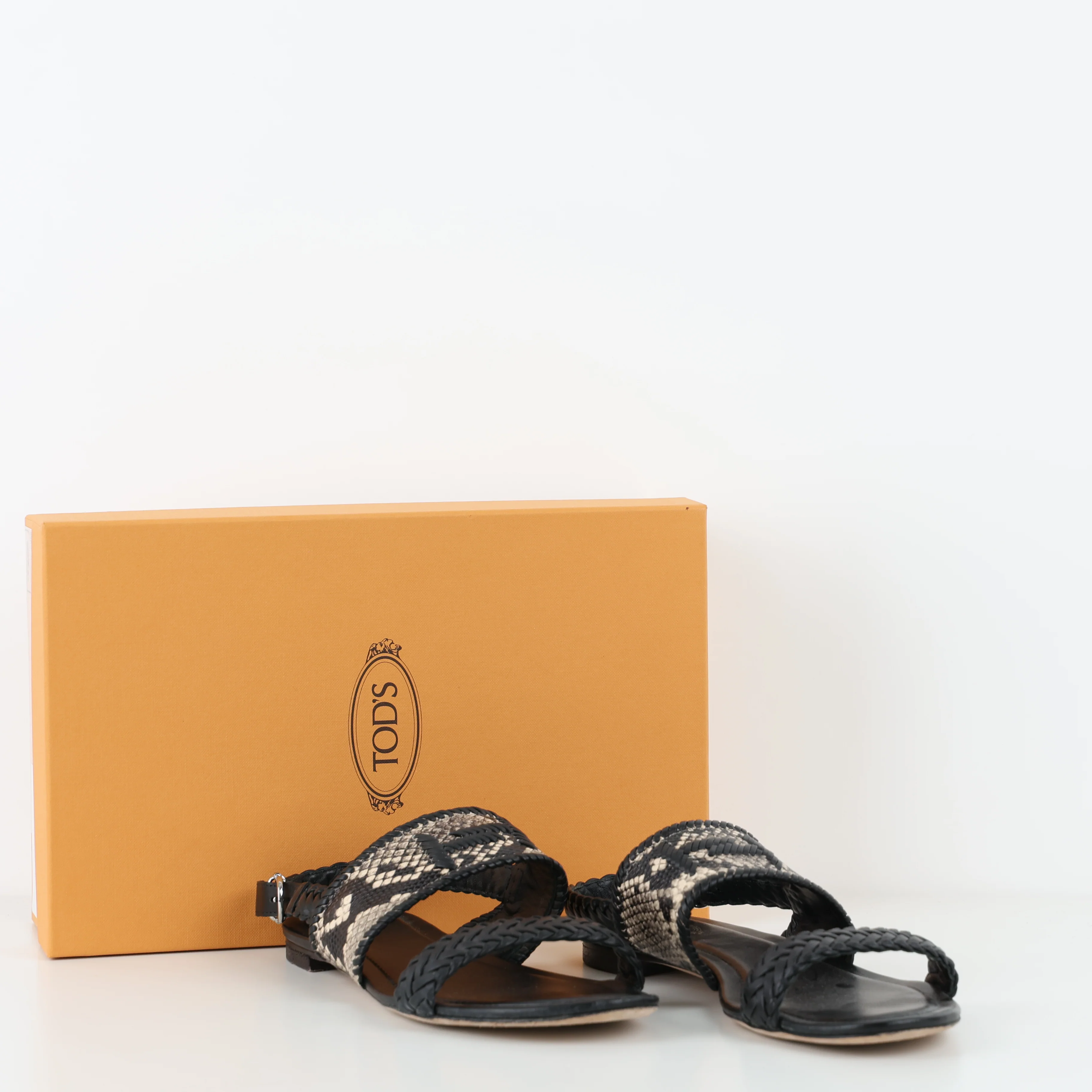 Shoes, Shoe Size 39.5 - Image 2