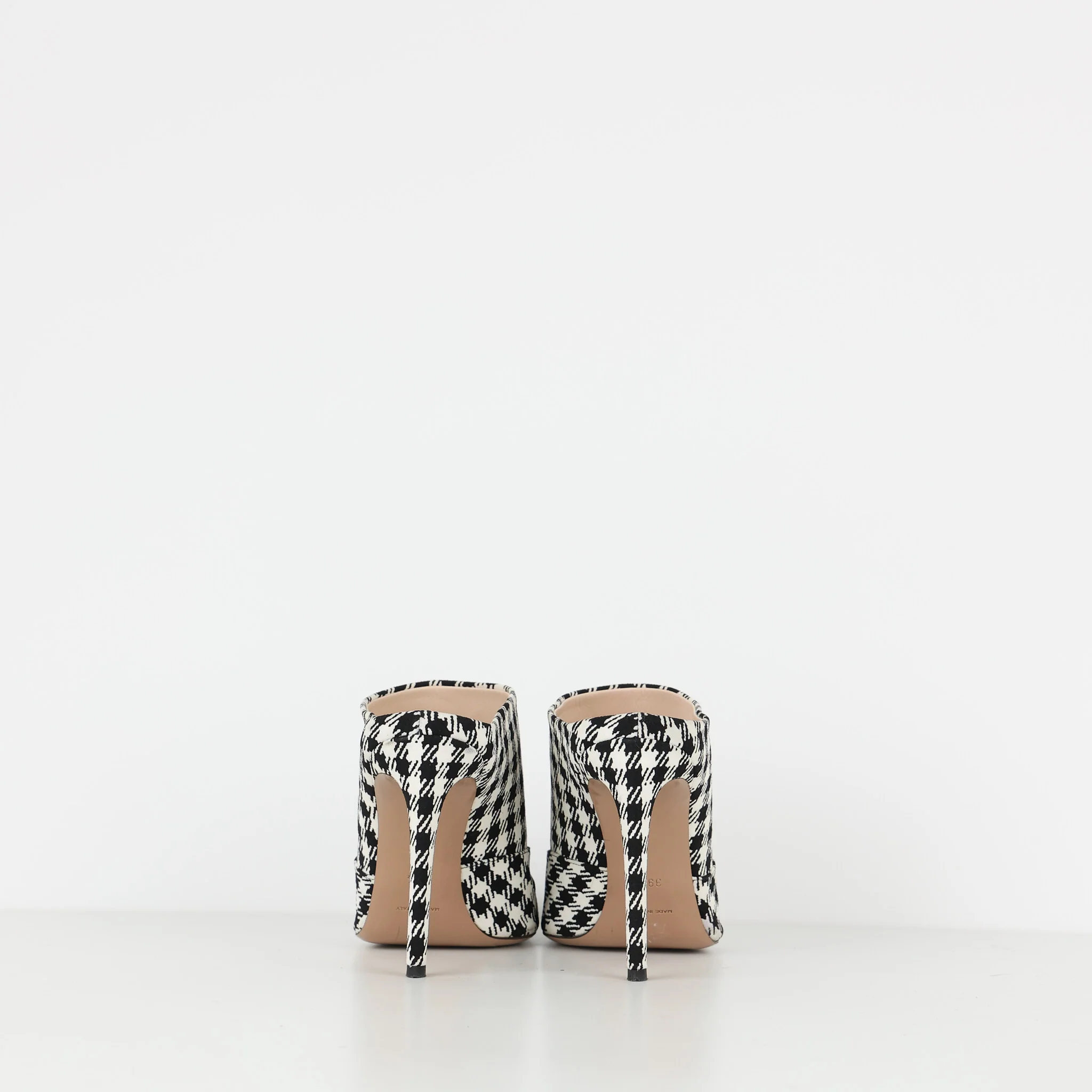Shoes, Shoe Size 39.5 - Image 4
