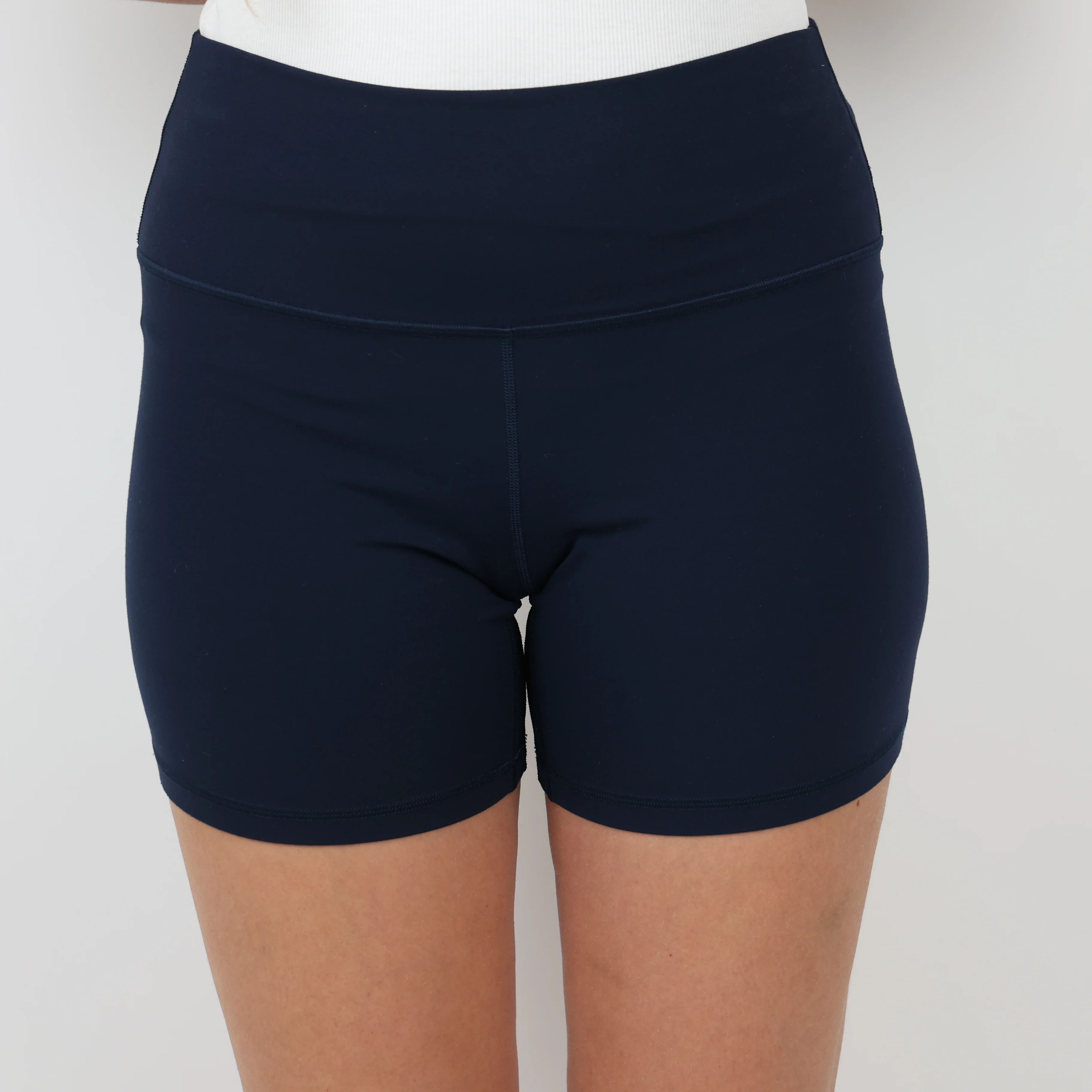 Shorts, UK Size 16 - Image 3