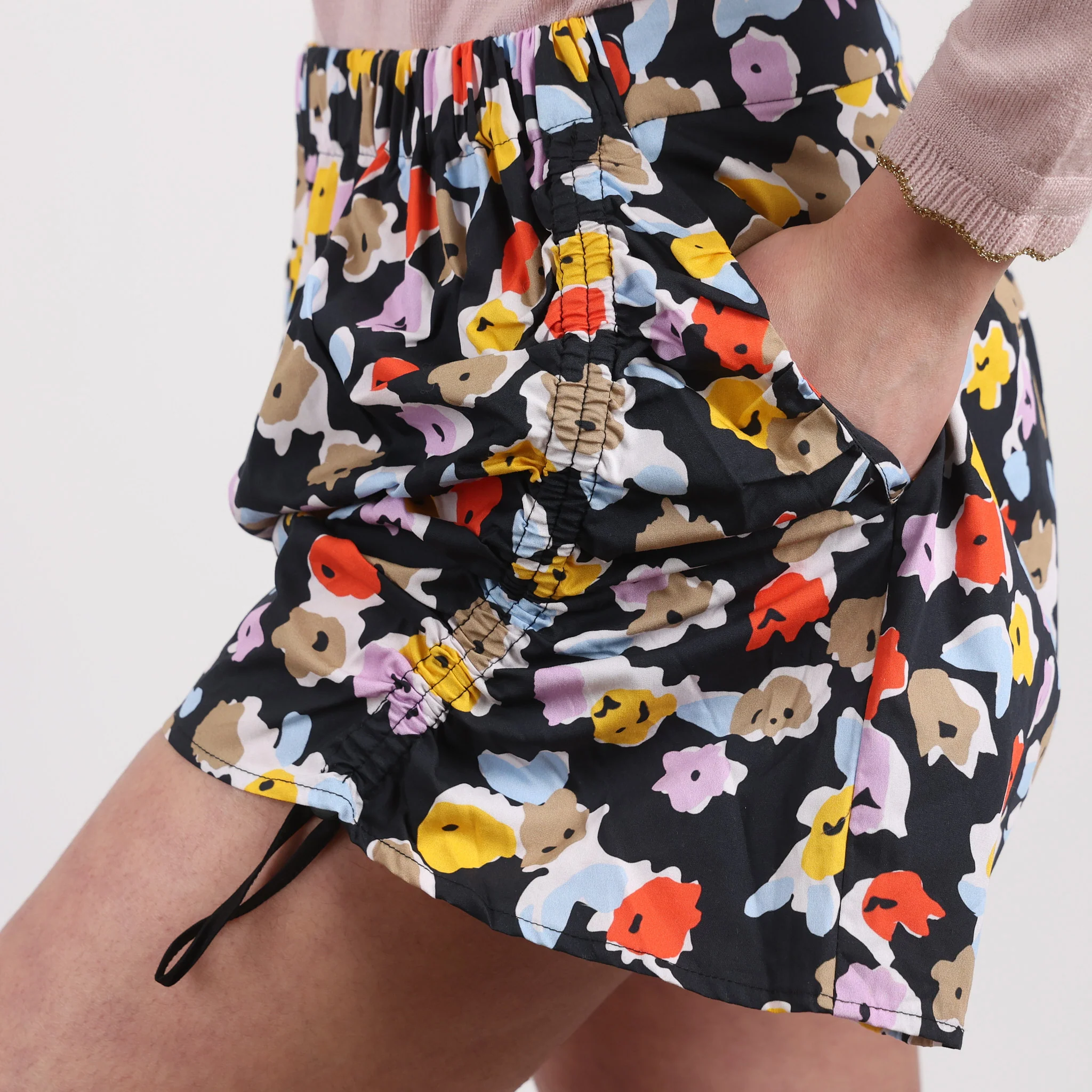 Shorts, UK Size 12 - Image 3