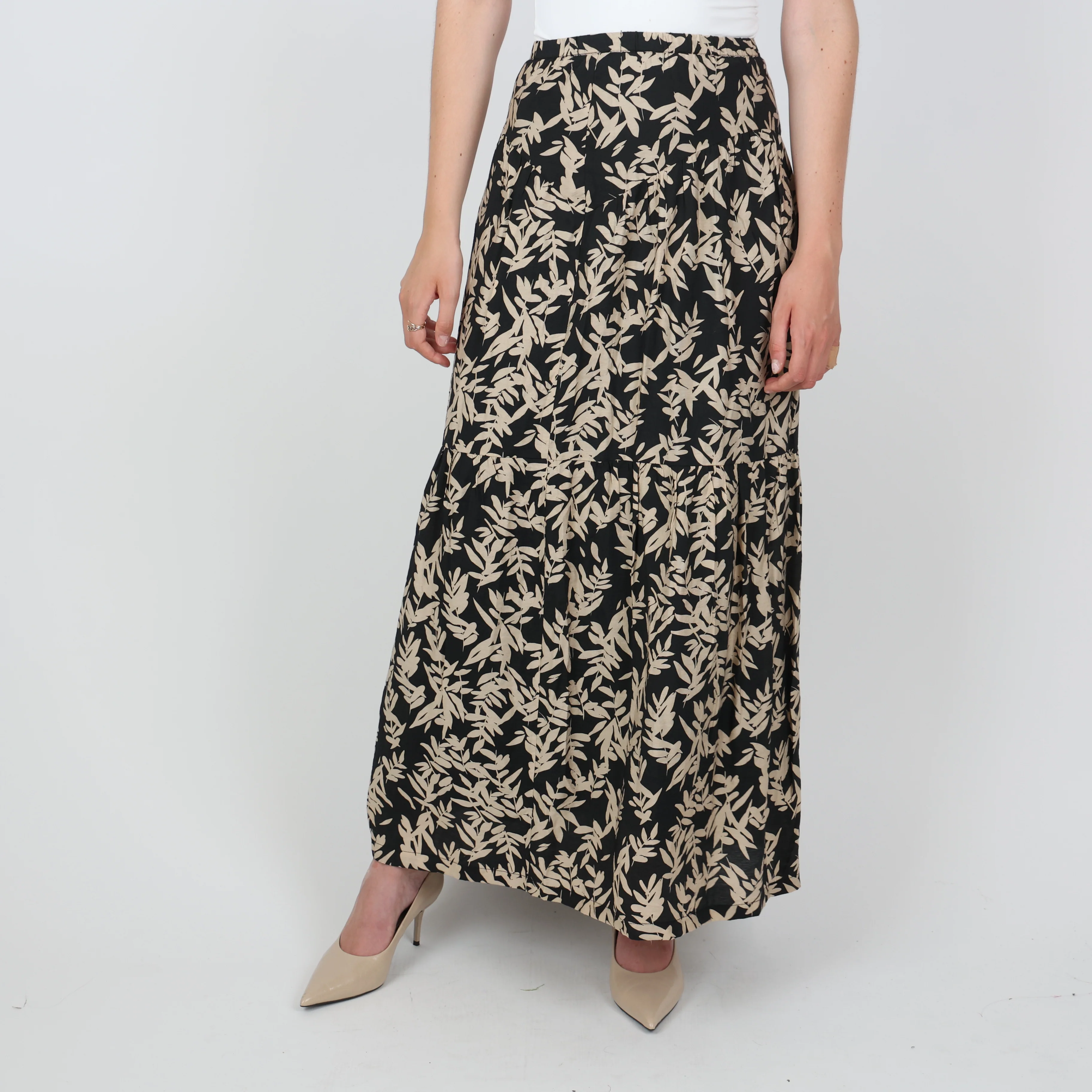 Skirt, UK Size 6 - Image 2